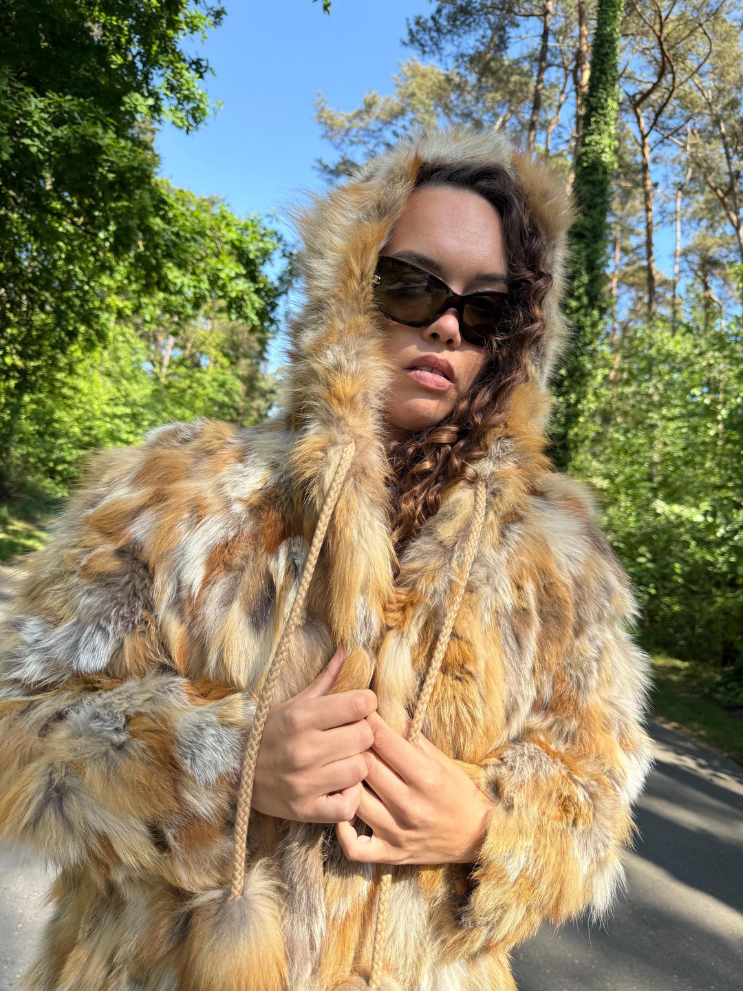 Hooded Medium Red Fox Fur Coat with Golden Lining, Real Fox Fur, Soft Fur, Vintage Style Women's Outerwear, Red Fox Fur Coat, Fox Fur Coat