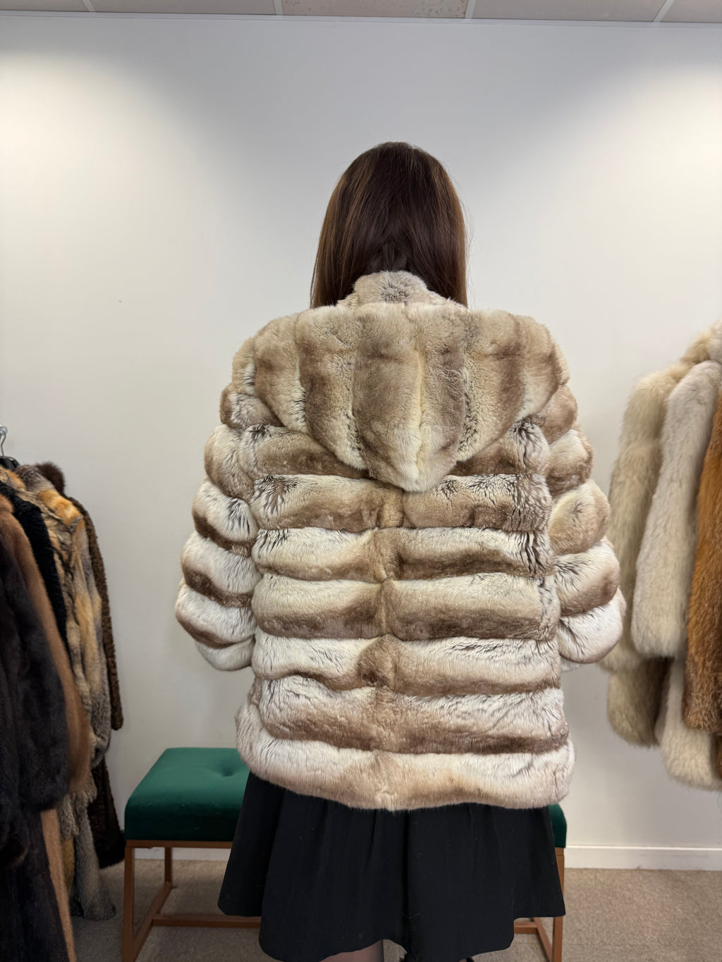 Chinchilla Fur Coat, Light Grey, Hooded, Size M