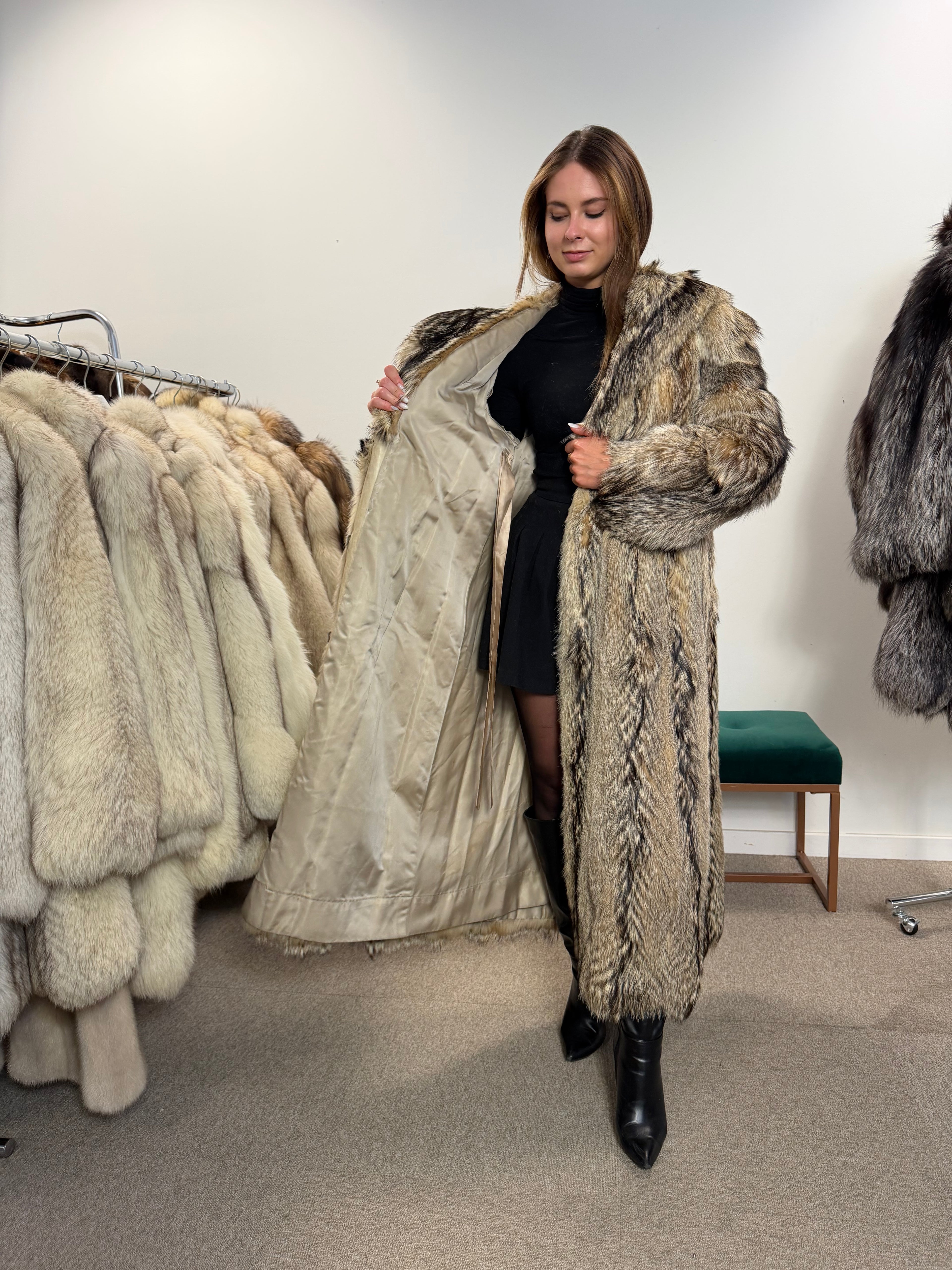 Raccoon Real Fur Coat, Size L, Full Length