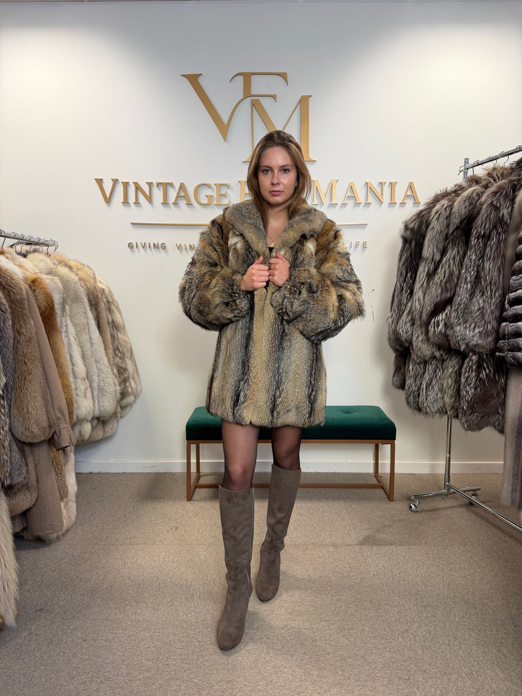 Coyote Fur Jacket, Medium, Soft