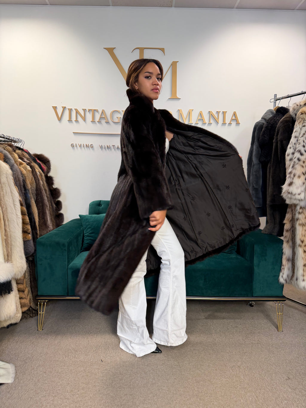 Dark Brown Blackglama Mink Fur Coat, Large, Pelz Aachen Germany