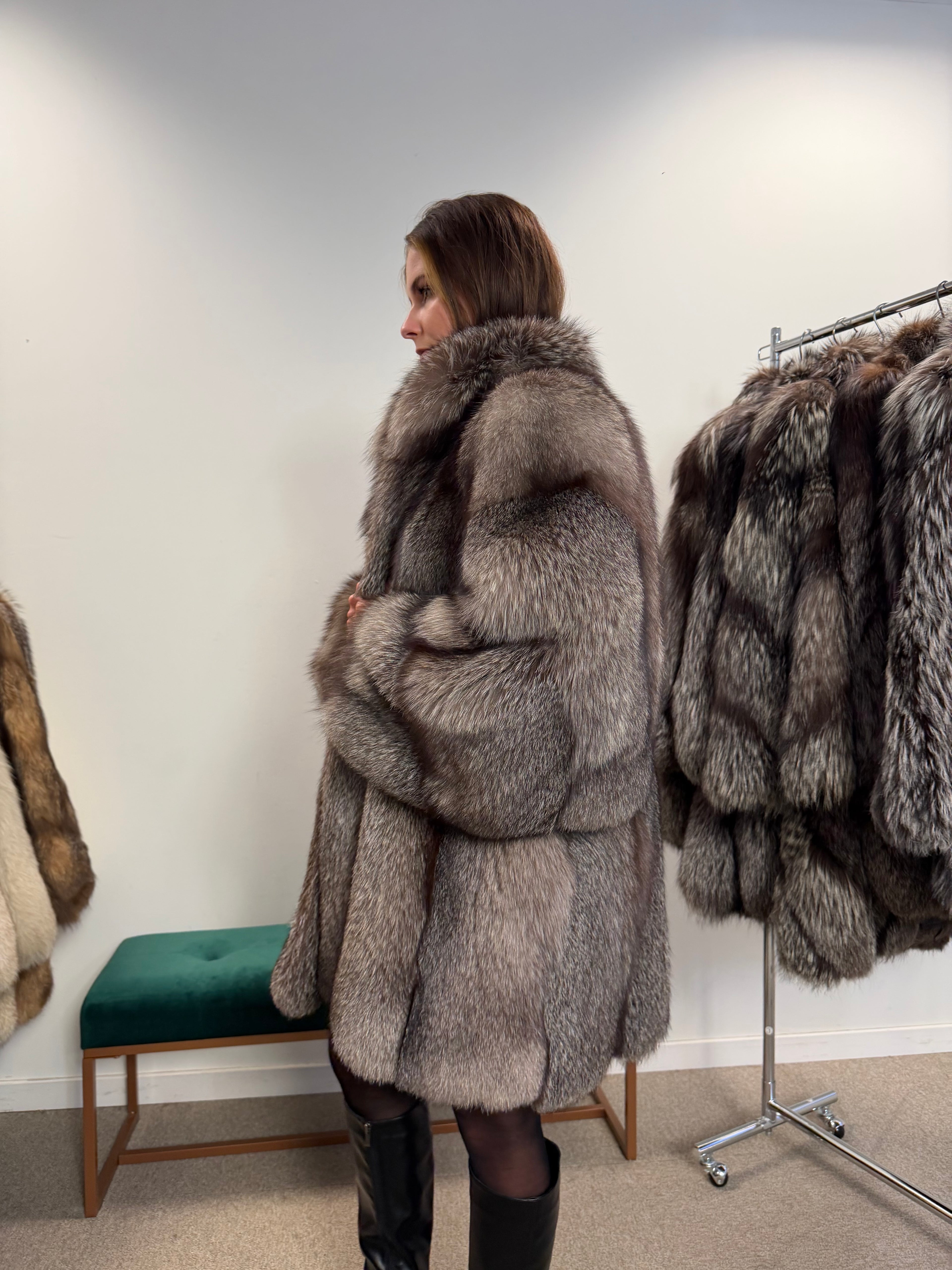 Silver Fox Fur Coat, XL Size, Real Silver Fox Fur, Luxury Fur Coat, Women's Fur Coat, Vintage Fur Coat, Big Collar Swinger Fox Coat, Real Fur