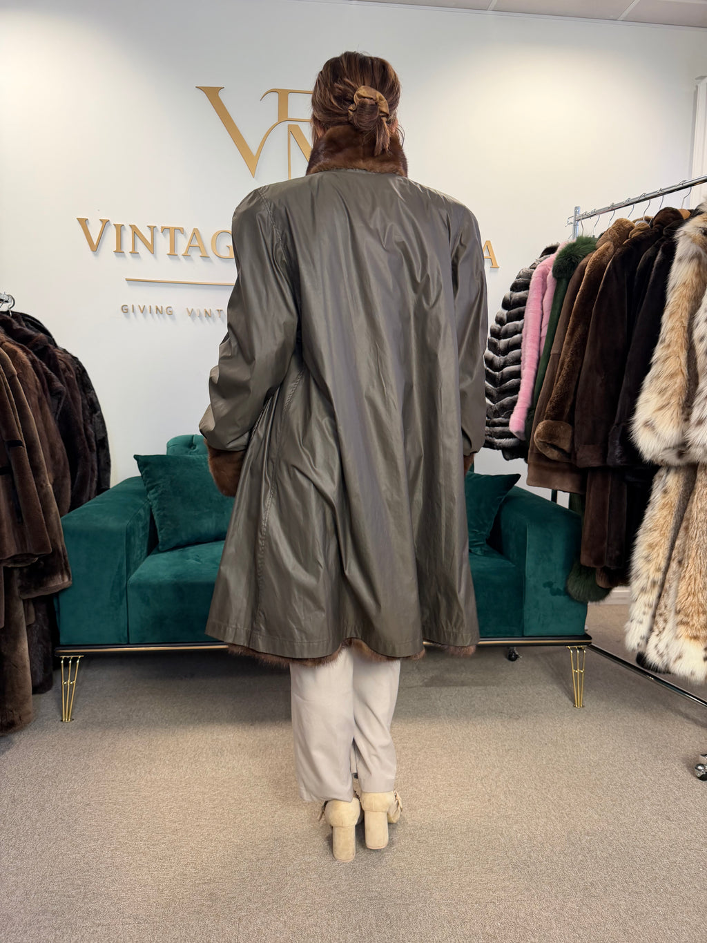 Brown Thick Mink Fur Coat, XL, Flexible