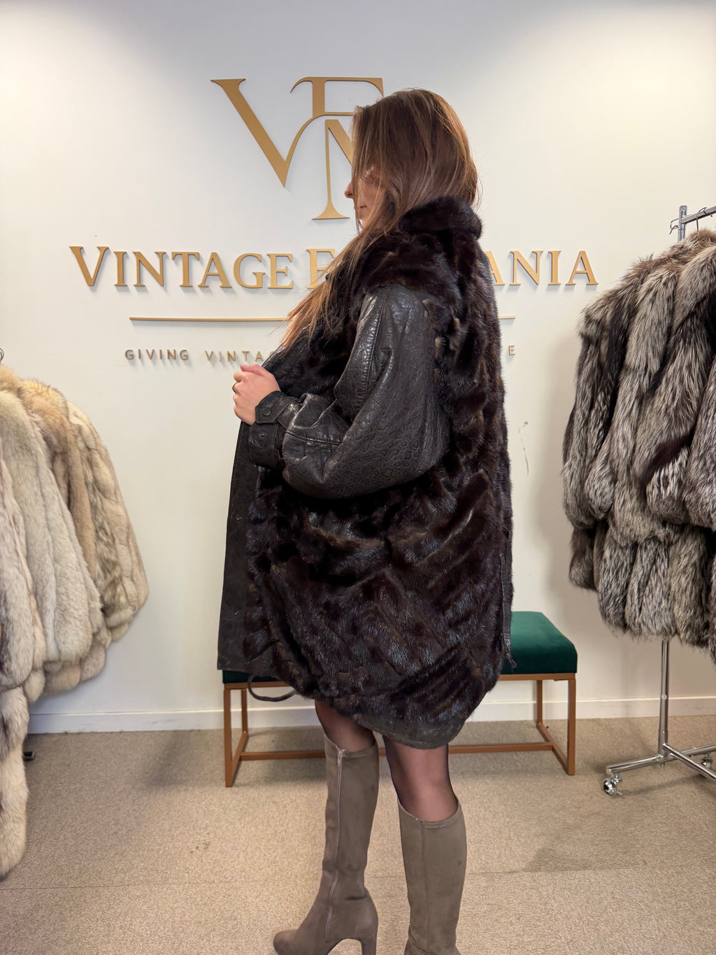 Dark Brown Mink Fur Jacket, Medium, Leather