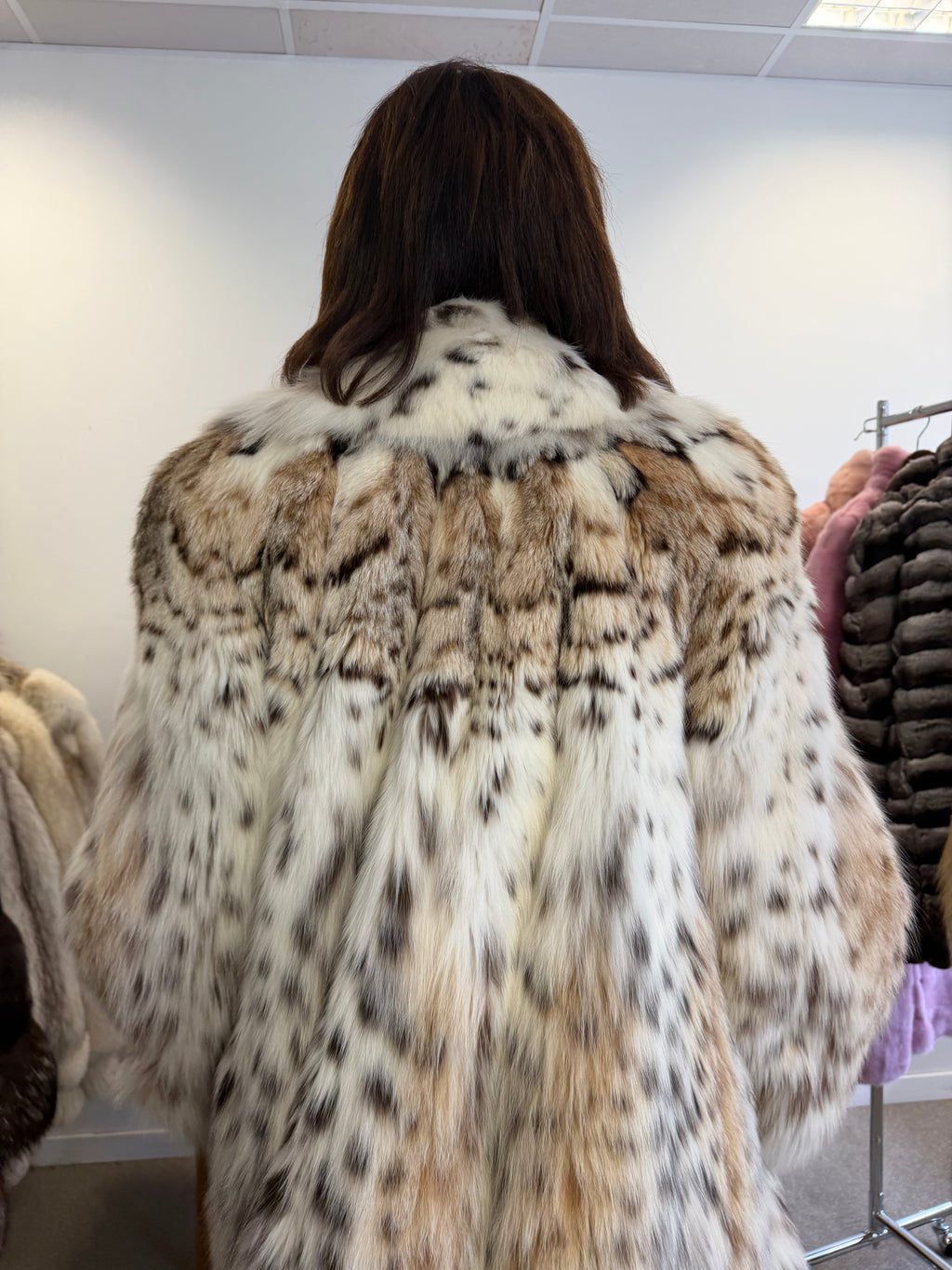 Lynx Fur Coat, Rare Luxury, White reflection, Oversized up tk 3XL