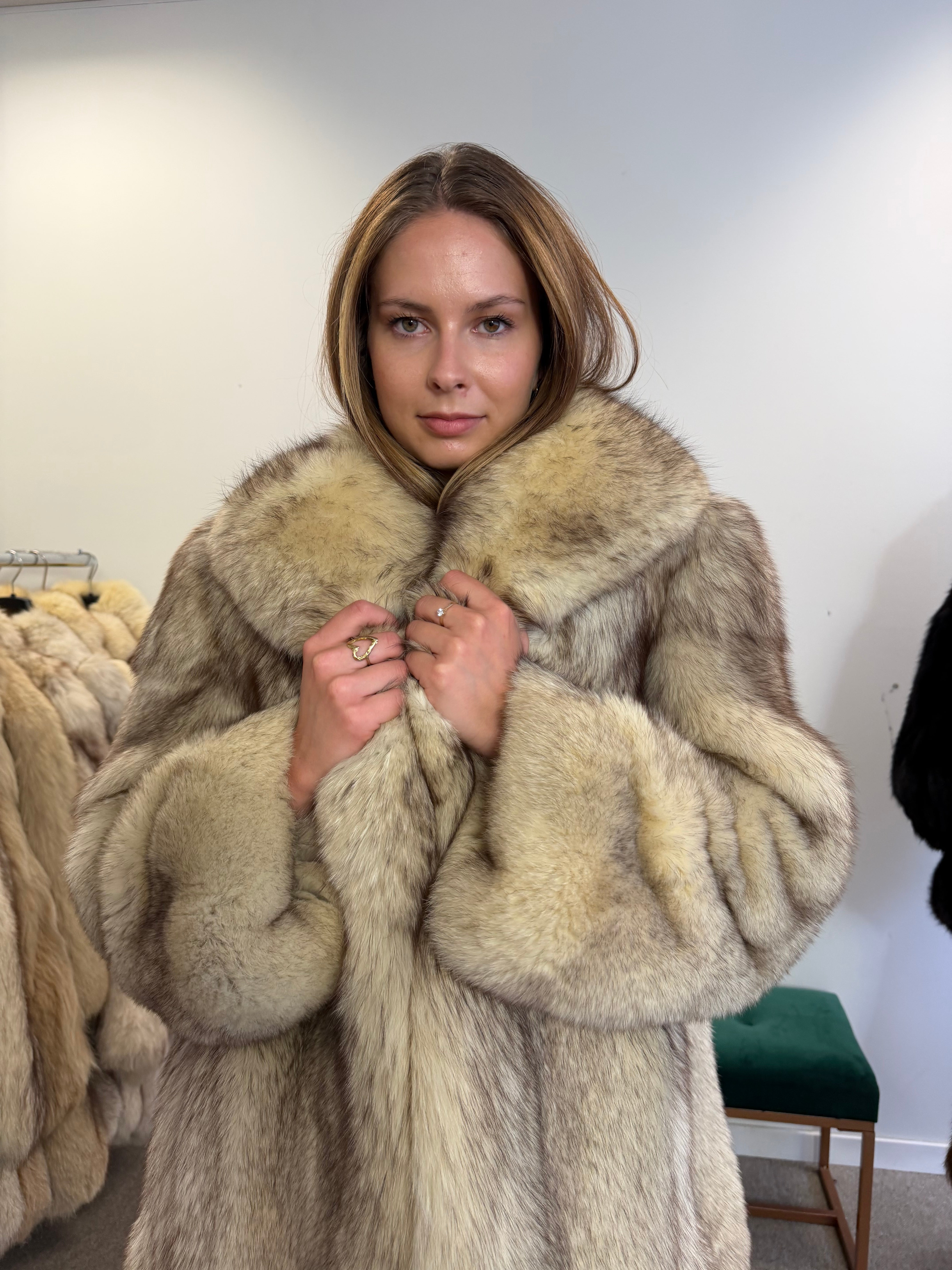 White Nordic Fox Fur Coat, Thick Fur, Size M | Vintage Fur Mania