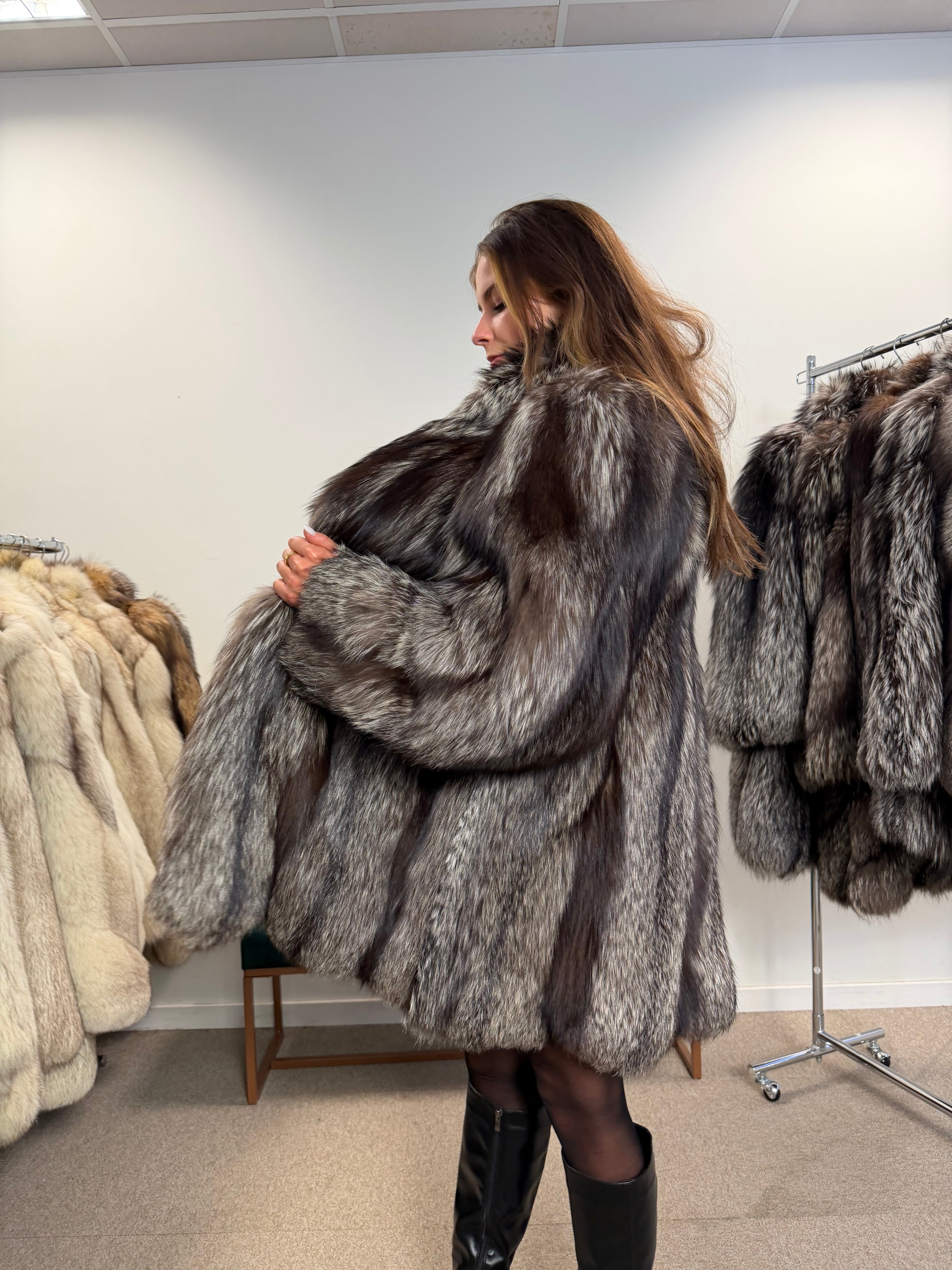 Silver Fox Real Fur Coat, Size L, Stand Up Collar