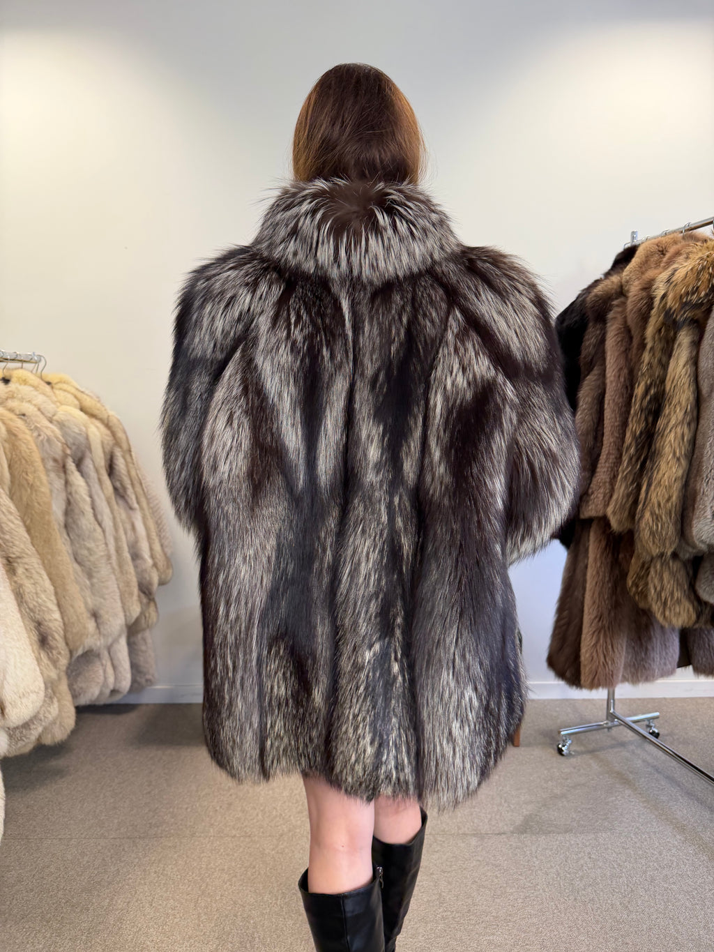Real Silver Fox Fur Coat, Short Sleeves, Size XL