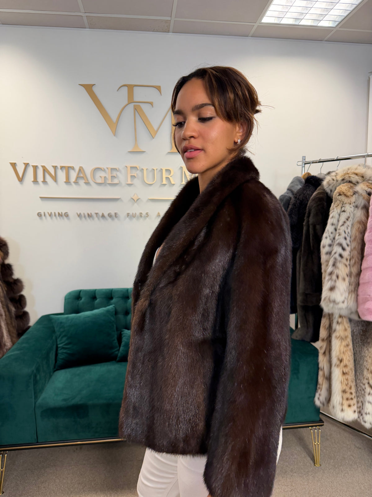 Dark Brown Mink Fur Jacket, Medium, Short