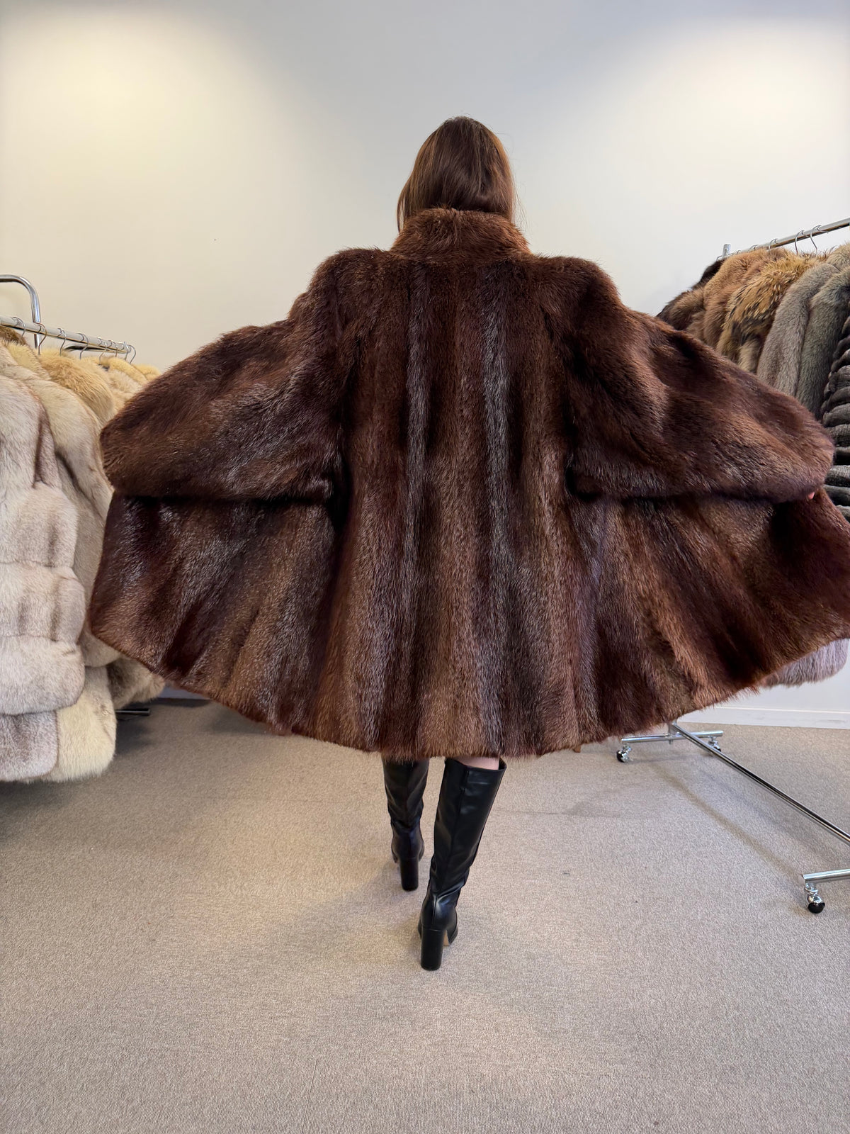 Brown Beaver Fur Coat, XL, Soft and Warm
