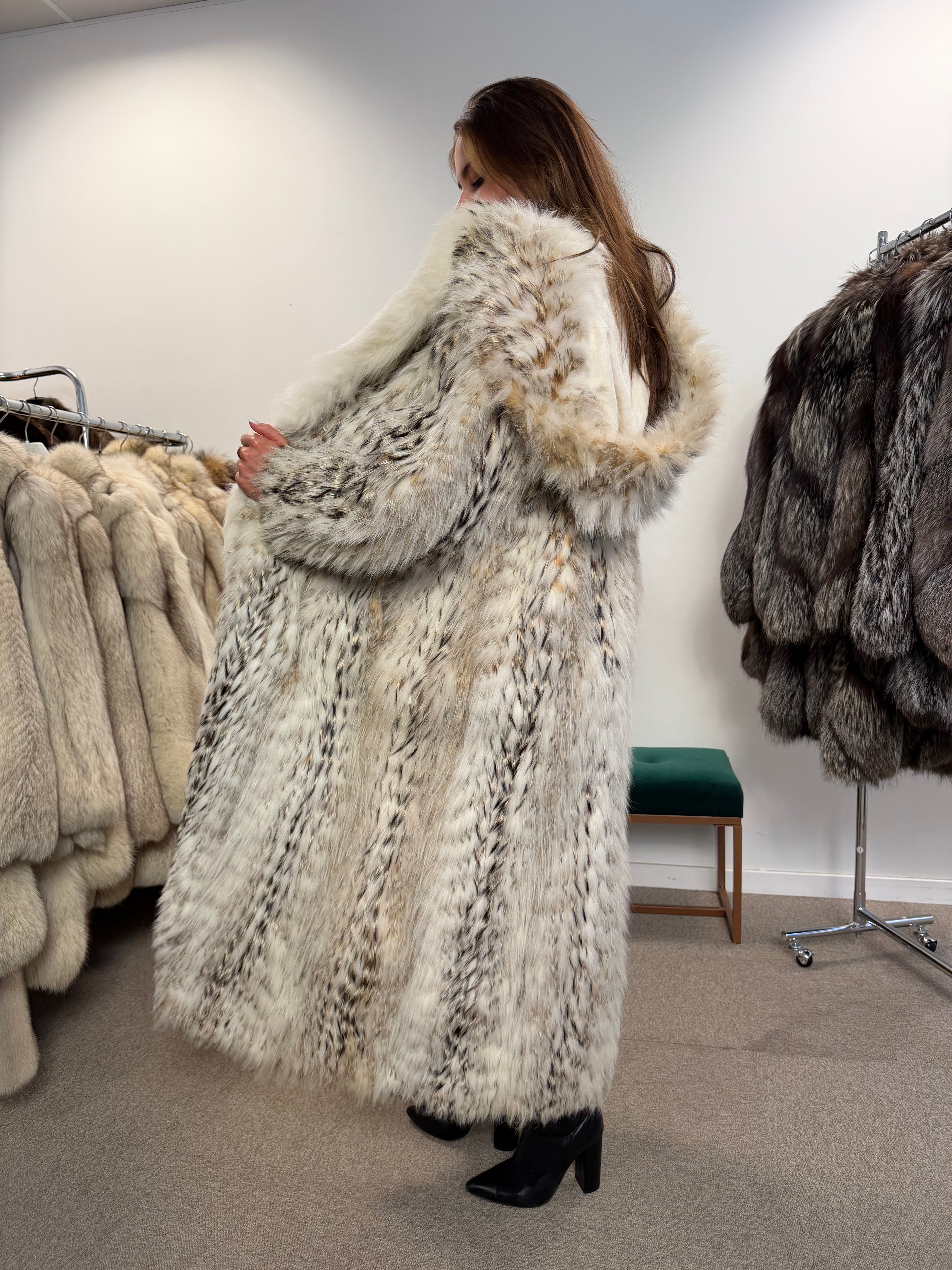 White Fox and Finn Raccoon Real Fur Coat, Size XL