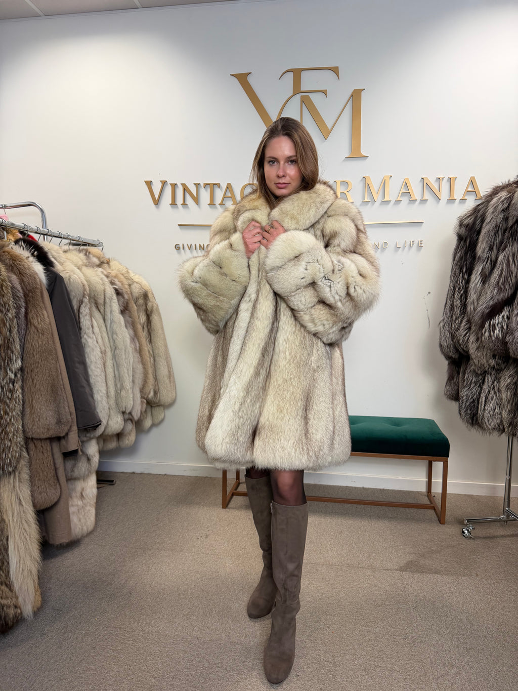 White Fox Fur Coat, 4XL, Swinger, Luxury