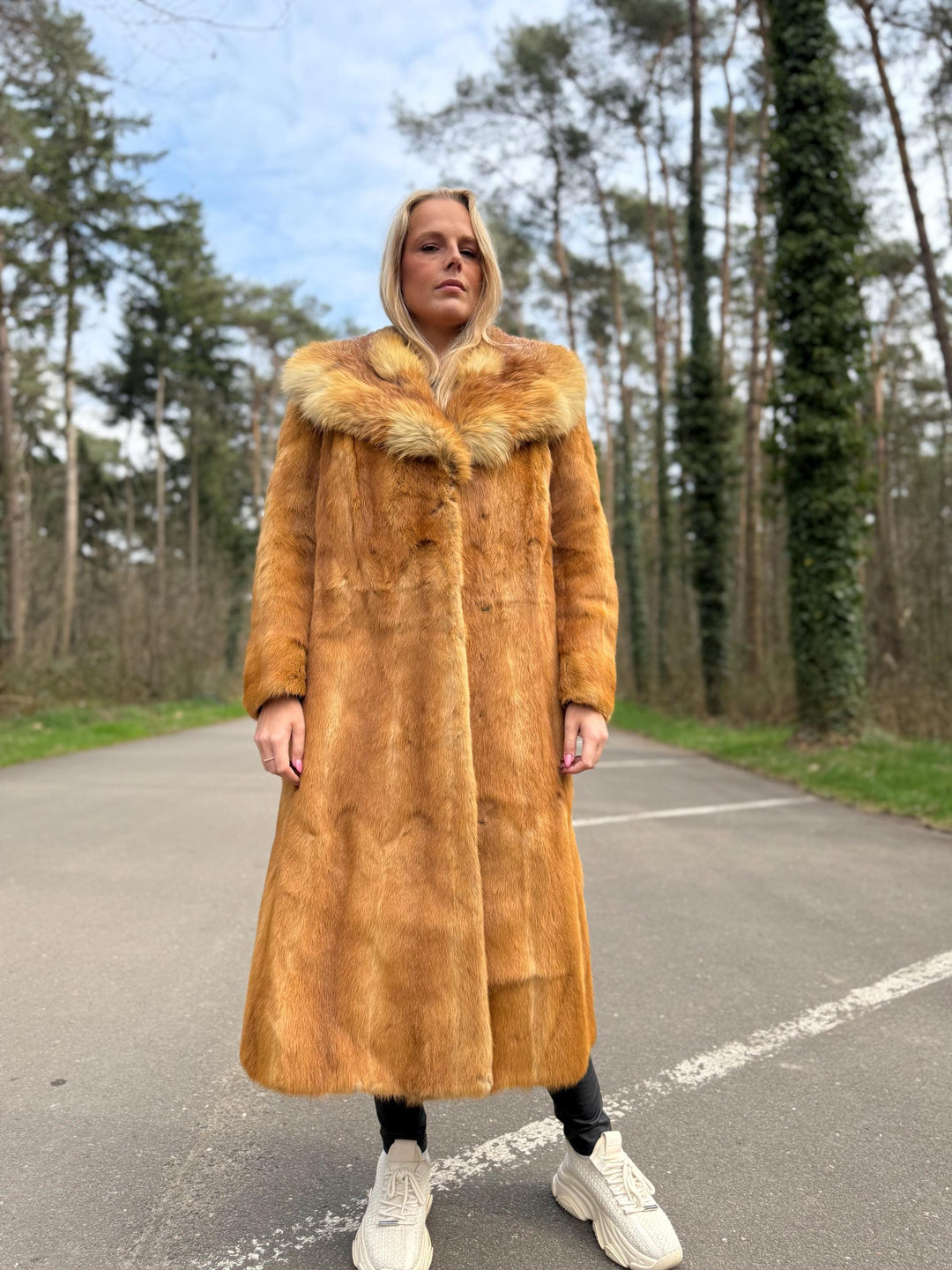 Golden Coyote Fur Coat with Red Fox Fur Collar, Large Size, Full-Length Fur Coat,  Luxurious and Warm Women's Fur Coat, Eye-Catching Design