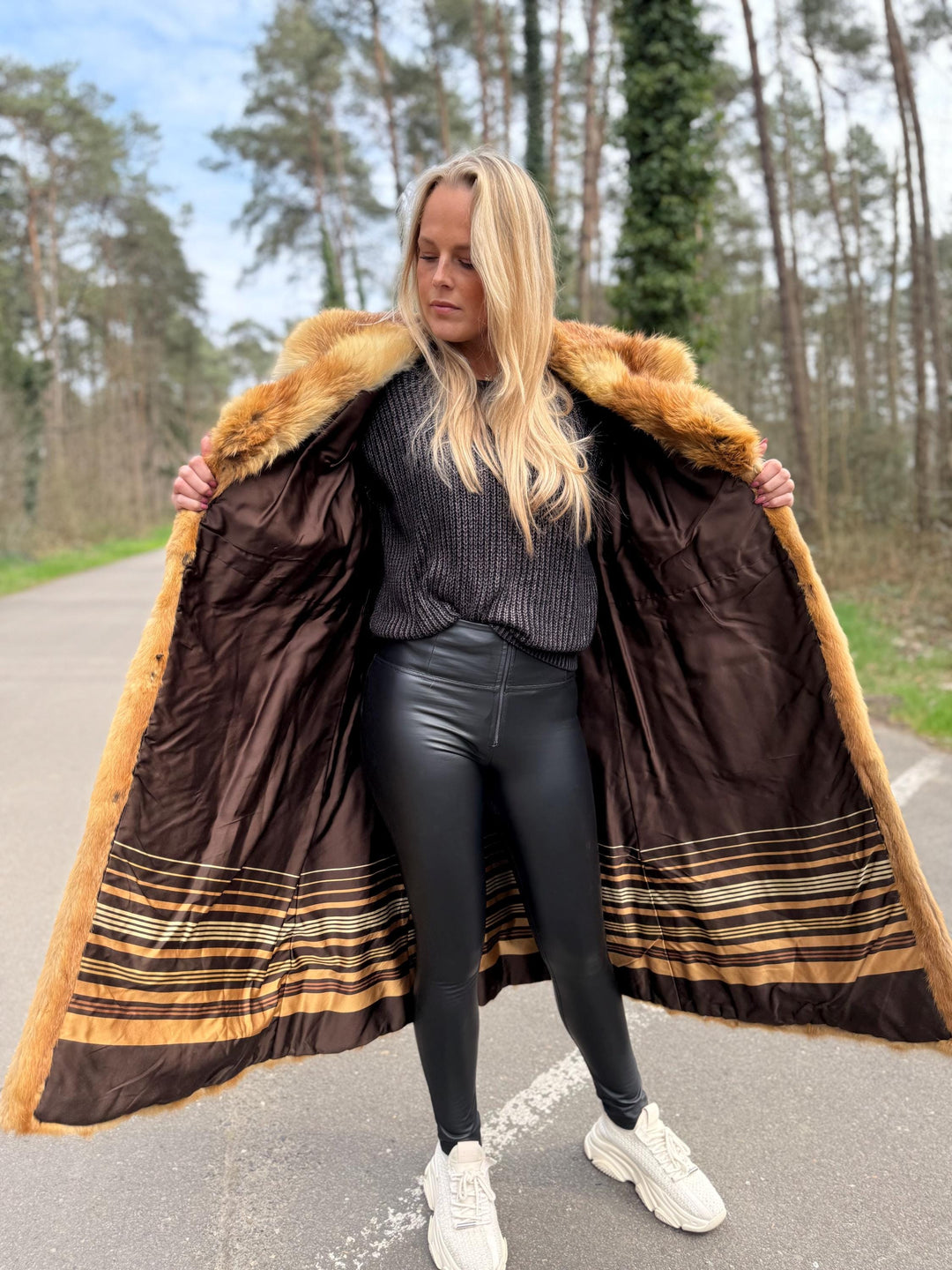 Golden Coyote Fur Coat with Red Fox Fur Collar, Large Size, Full-Length Fur Coat,  Luxurious and Warm Women's Fur Coat, Eye-Catching Design