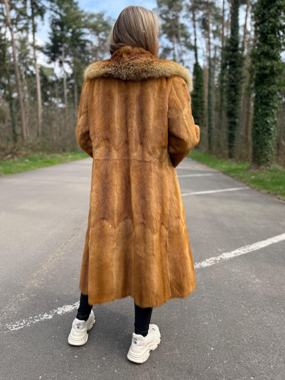 Golden Coyote Fur Coat with Red Fox Fur Collar, Large Size, Full-Length Fur Coat,  Luxurious and Warm Women's Fur Coat, Eye-Catching Design