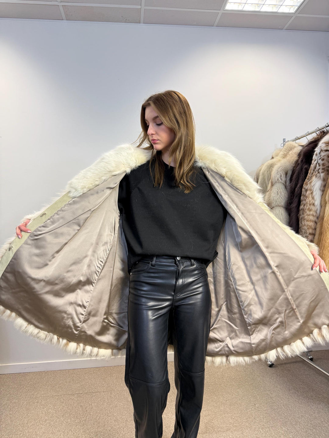 Finn raccoon vintage fur jacket, fluffy real fur jacket, l/xl size, white fur coat