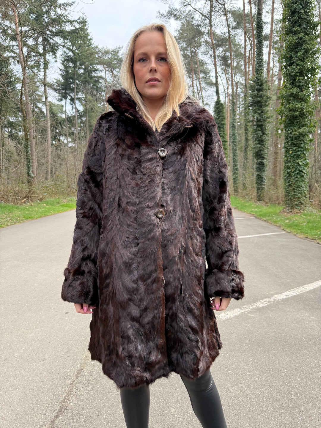New Double-Sided Brown Mink Fur Coat, Large Size, Never Worn, Real Mink Fur Made with Fur Pieces, Luxurious & Rare Find Mink Fur Coat, Long