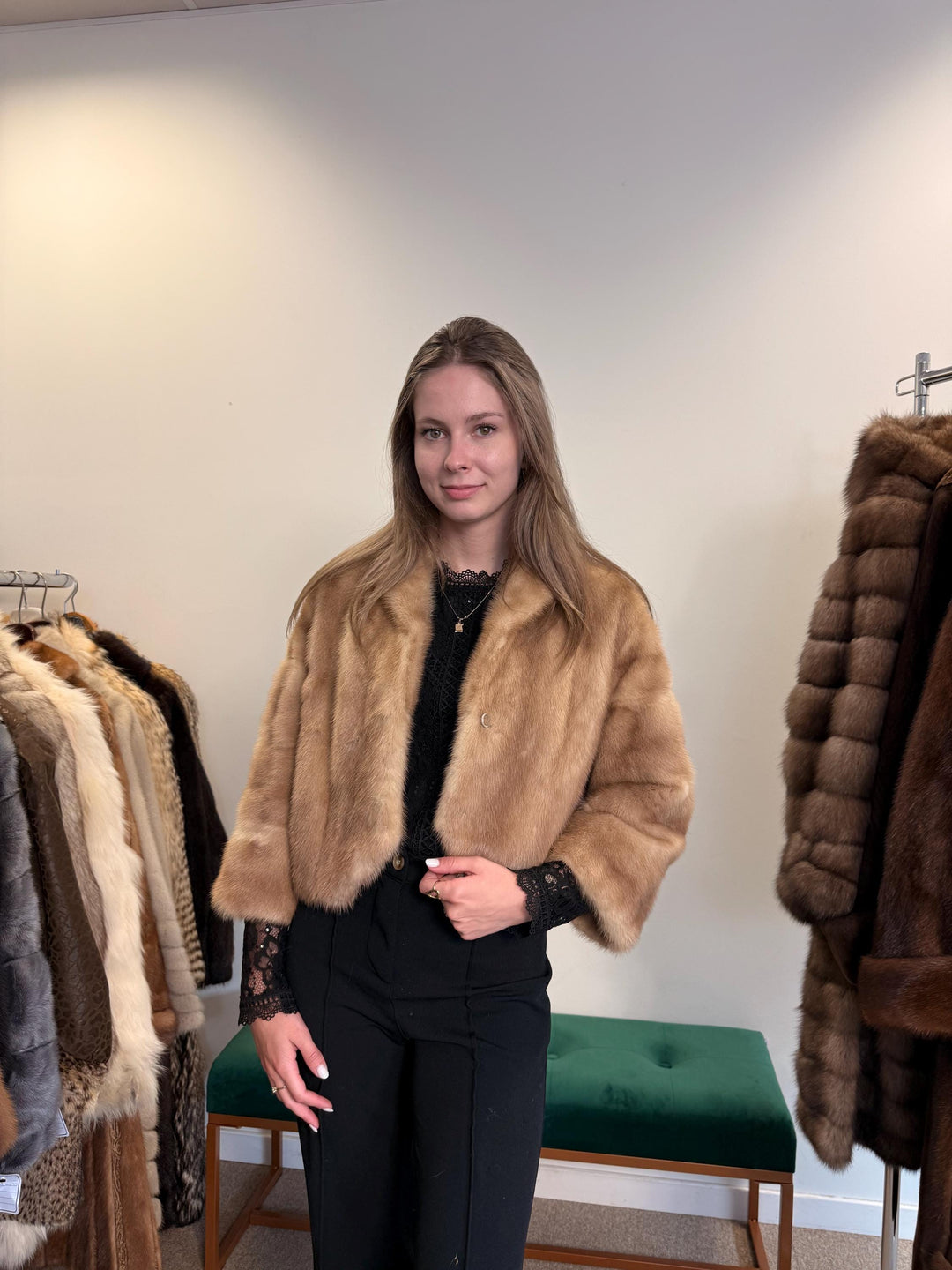 Short Mink Jacket, Medium Size, Cream Mink Jacket, Women's Fur Coat, Vintage Fur Coat, Real Fur Jacket, Real Mink Fur Jacket, Brown Mink Fur