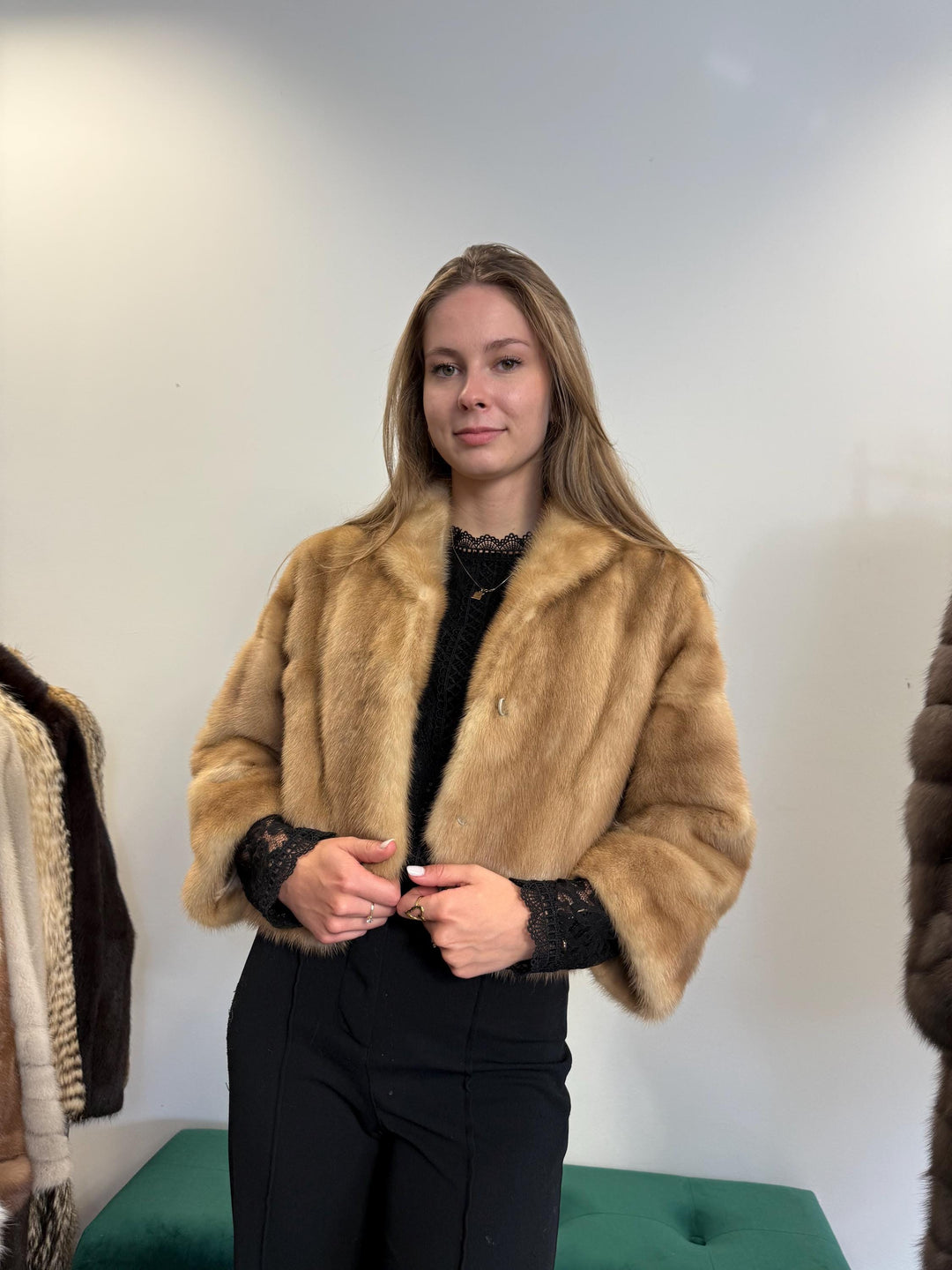 Short Mink Jacket, Medium Size, Cream Mink Jacket, Women's Fur Coat, Vintage Fur Coat, Real Fur Jacket, Real Mink Fur Jacket, Brown Mink Fur