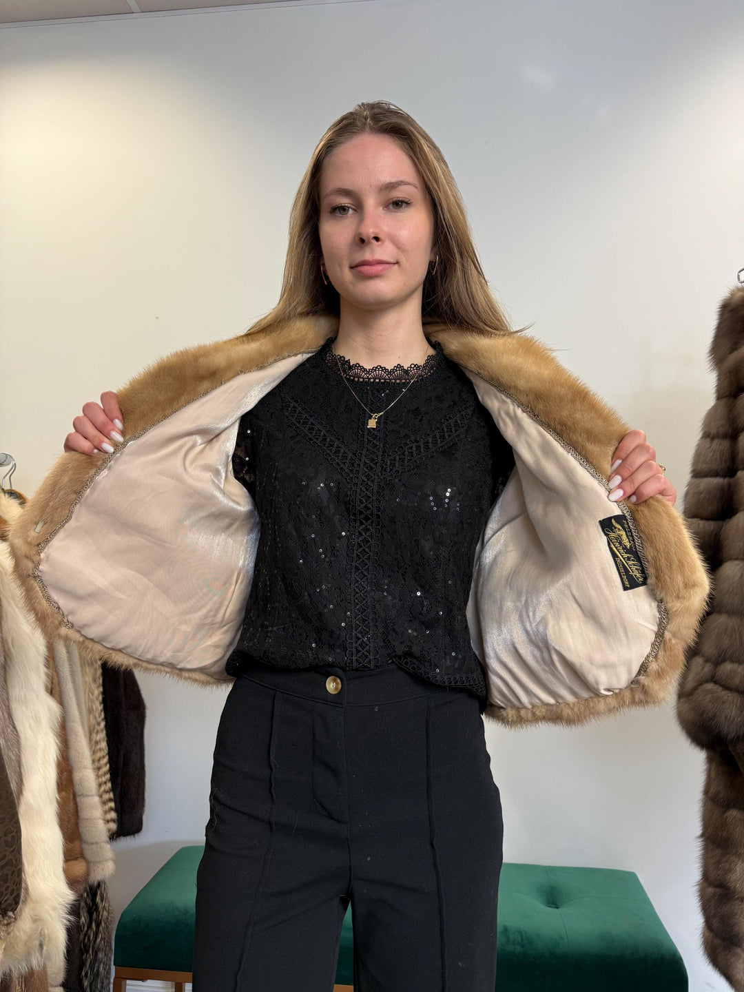 Short Mink Jacket, Medium Size, Cream Mink Jacket, Women's Fur Coat, Vintage Fur Coat, Real Fur Jacket, Real Mink Fur Jacket, Brown Mink Fur