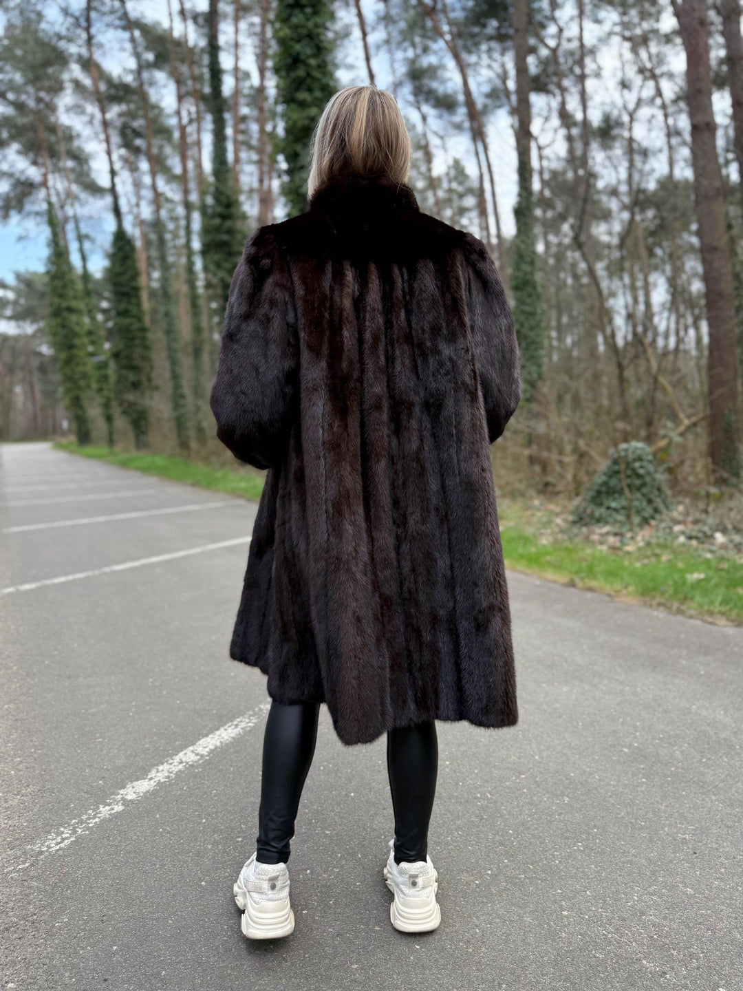 Saga Mink Dark Brown Mink Fur Coat, Medium Size, Premium Selected Mink Fur Coat, Soft Thick Mink Fur, Real Brown Mink Fur Coat, High Quality