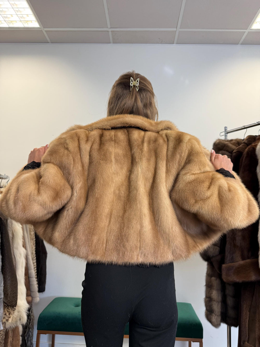 Short Mink Jacket, Medium Size, Cream Mink Jacket, Women's Fur Coat, Vintage Fur Coat, Real Fur Jacket, Real Mink Fur Jacket, Brown Mink Fur