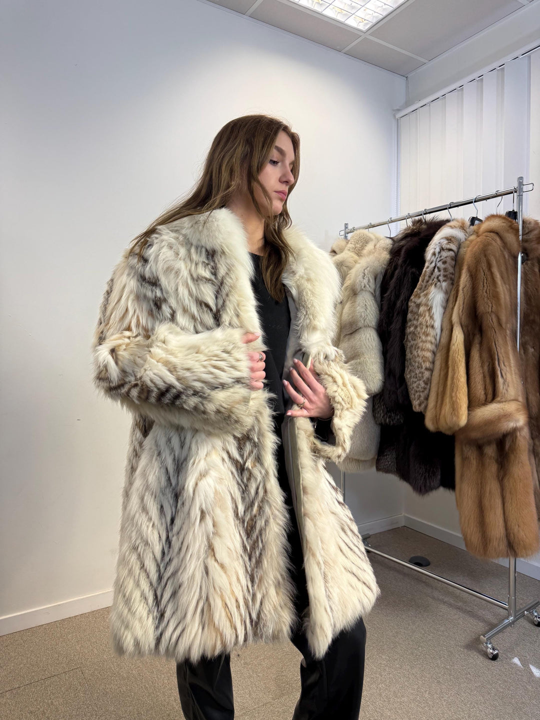 Finn raccoon vintage fur jacket, fluffy real fur jacket, l/xl size, white fur coat