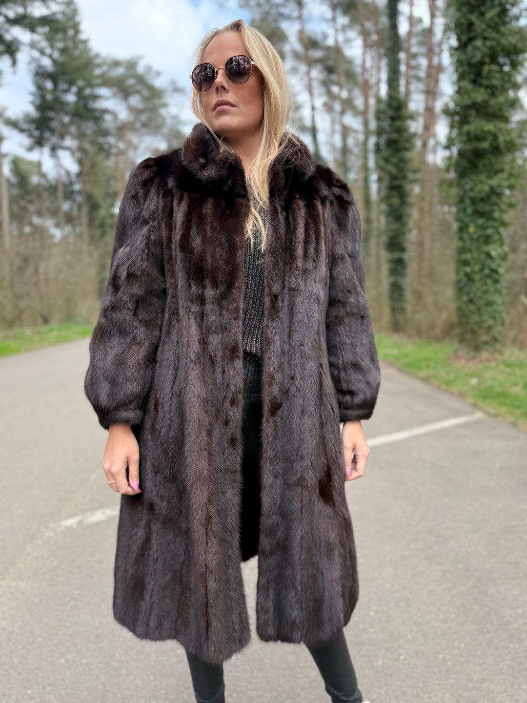 Saga Mink Dark Brown Mink Fur Coat, Medium Size, Premium Selected Mink Fur Coat, Soft Thick Mink Fur, Real Brown Mink Fur Coat, High Quality