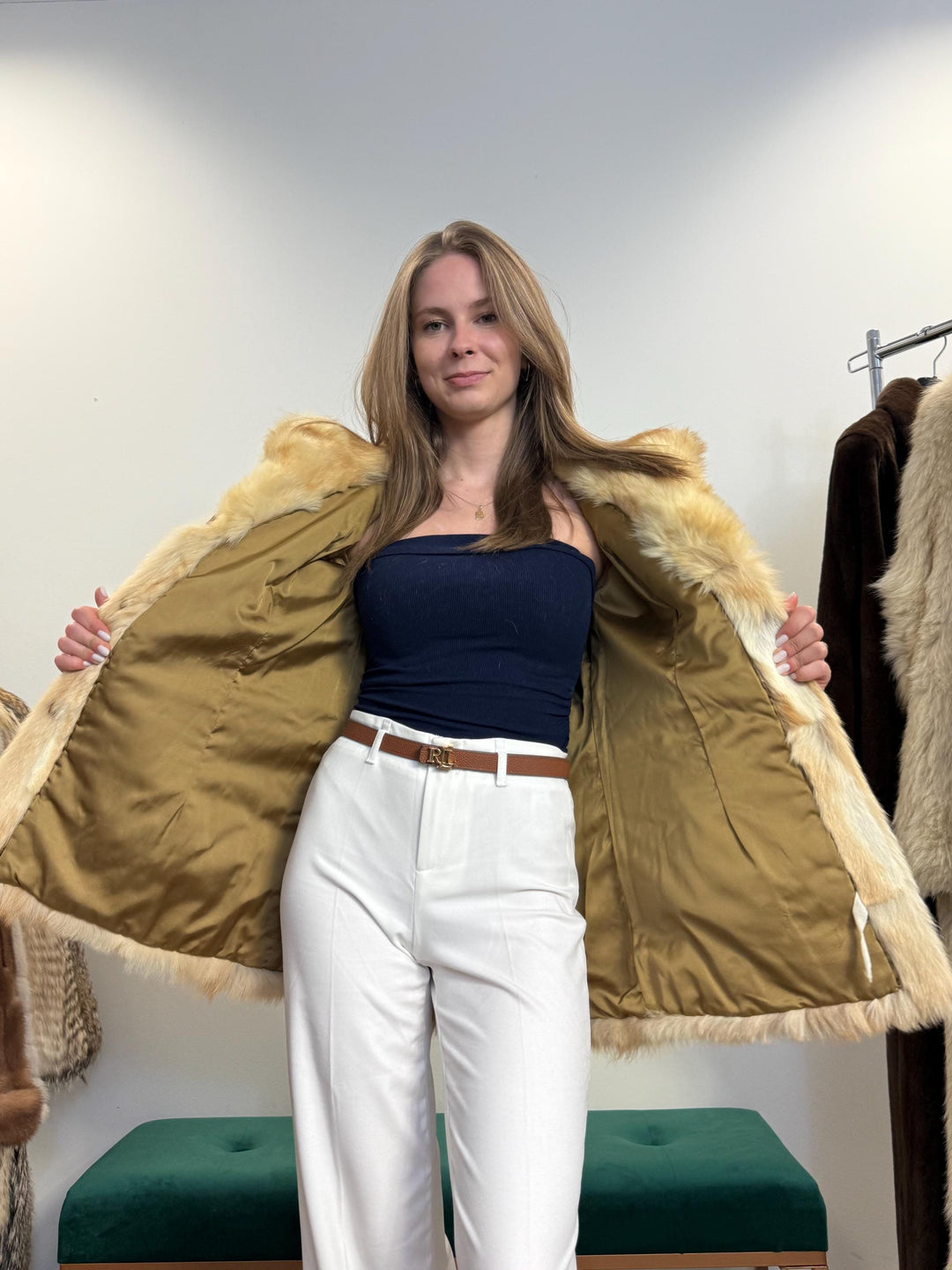 Coyote Fur Jacket, Small Size, Real Fur Coat, Women's Fur Coat, Real Coyote Fur, Real Coyote Jacket, Vintage Fur Coat, Golden Coyote Coat