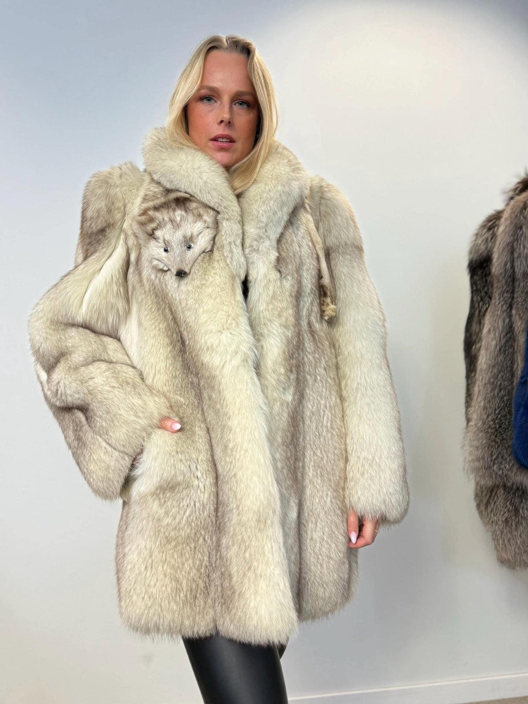 Nordic fox fur coat, vintage fox fur coat, real fur coat, real fox fur coat, fox coat women, medium white nordic fox coat, l size, vintage