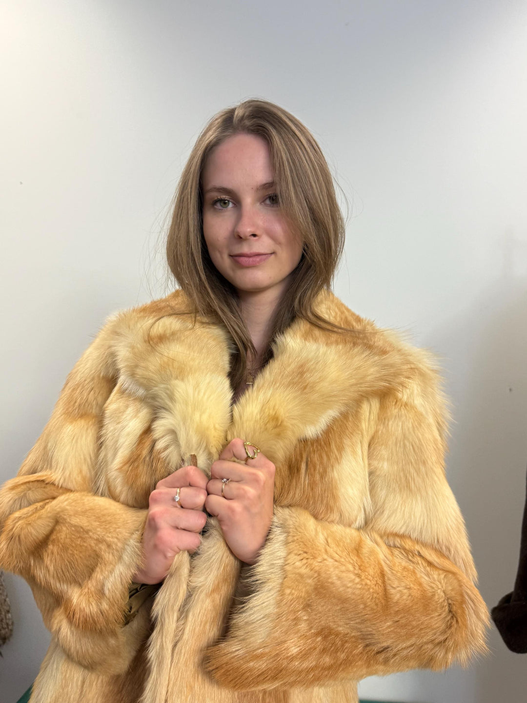Coyote Fur Jacket, Small Size, Real Fur Coat, Women's Fur Coat, Real Coyote Fur, Real Coyote Jacket, Vintage Fur Coat, Golden Coyote Coat