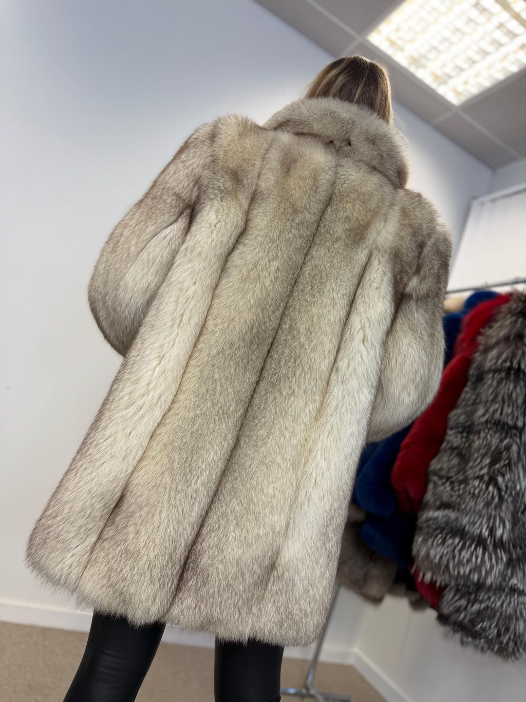 Nordic fox fur coat, vintage fox fur coat, real fur coat, real fox fur coat, fox coat women, medium white nordic fox coat, l size, vintage