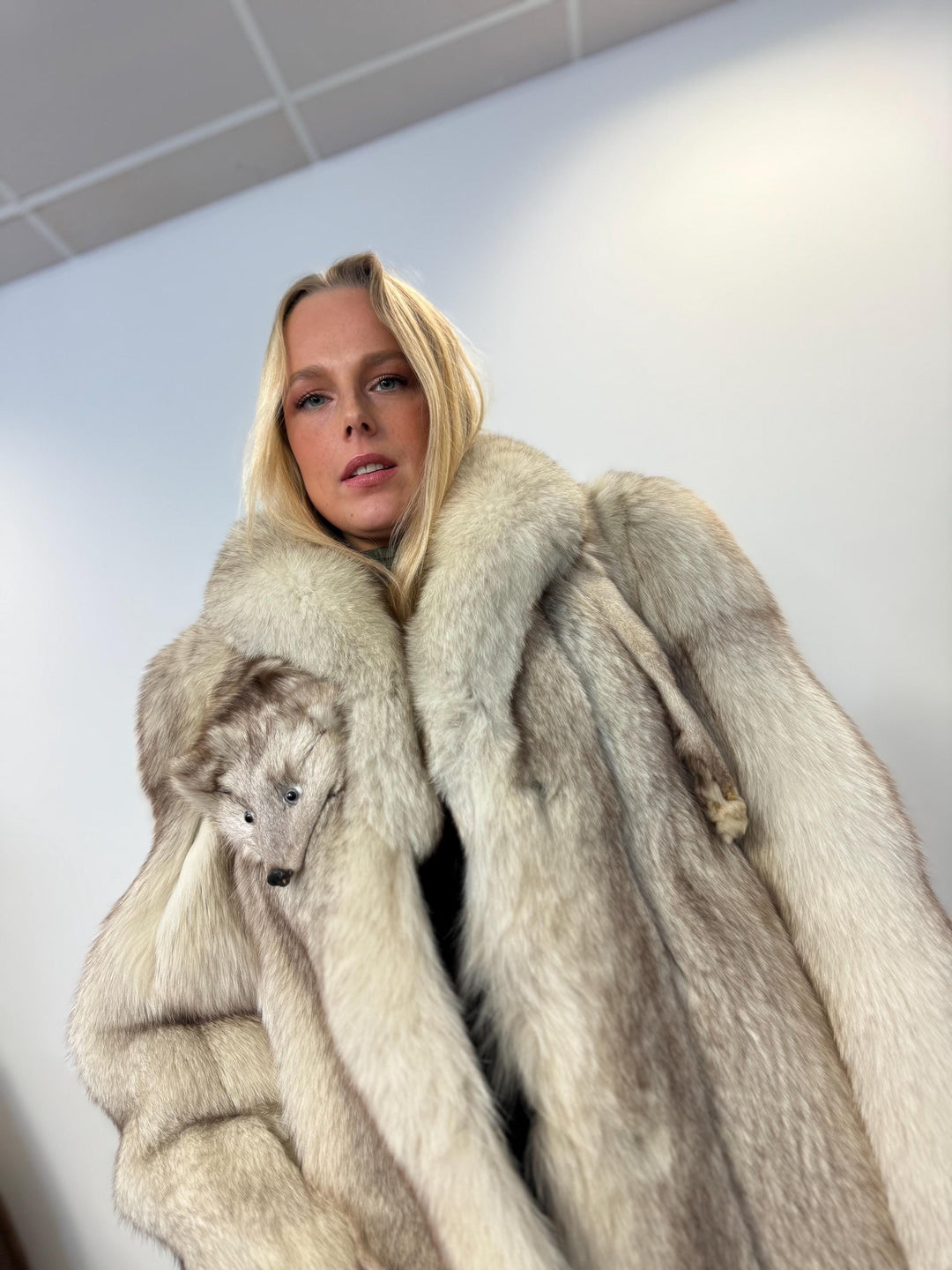 Nordic fox fur coat, vintage fox fur coat, real fur coat, real fox fur coat, fox coat women, medium white nordic fox coat, l size, vintage