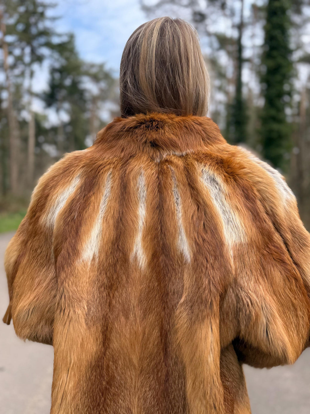 Red Fox Fur Jacket with Golden Lining, M/L Size, Real Fox Fur, Leather Belts Design Over Jacket, Soft and Luxurious Jacket, Vintage Style
