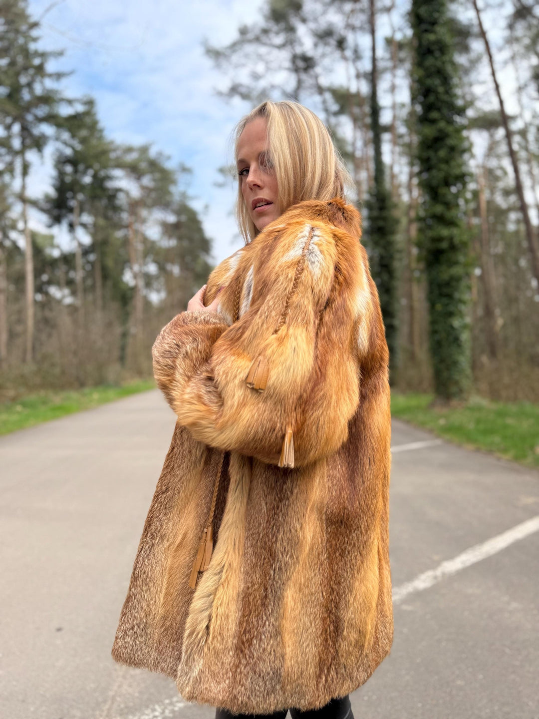 Red Fox Fur Jacket with Golden Lining, M/L Size, Real Fox Fur, Leather Belts Design Over Jacket, Soft and Luxurious Jacket, Vintage Style