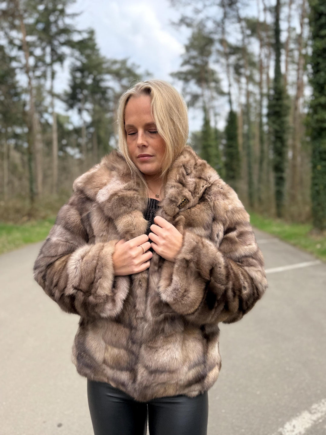 Luxury Sable Fur Jacket with Hoodie, Medium Size, Russian Sable Fur, Rich Expensive Fur Coat, Sable Fur for Women, Premium Fur, Custom Made