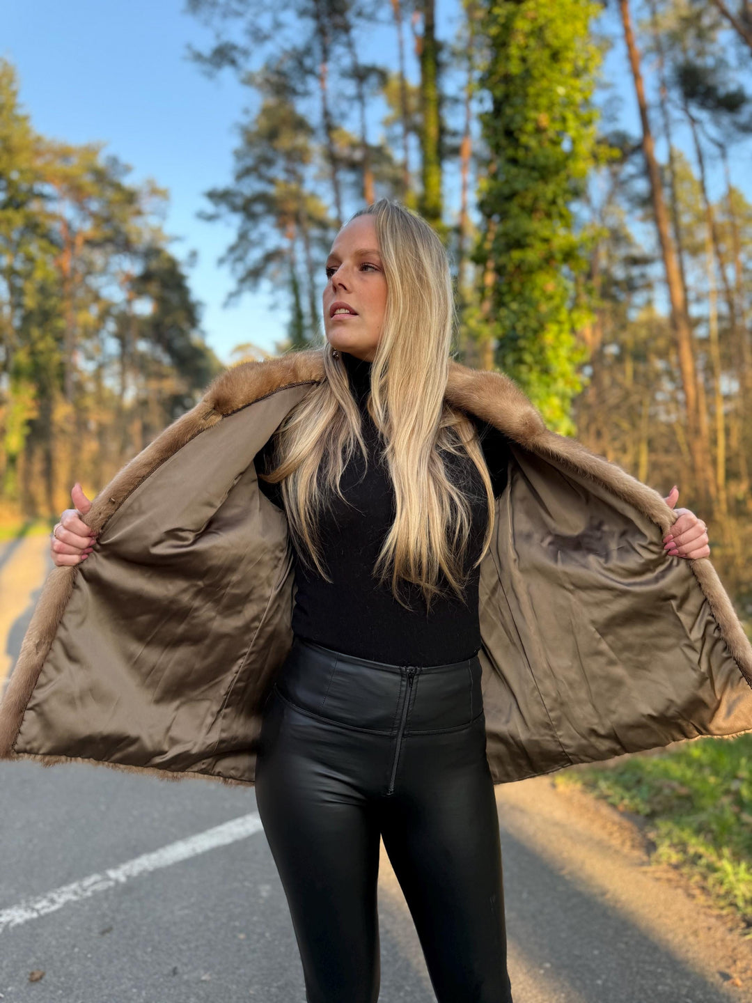 Pastel Mink Jacket, Medium Size, High-Quality Fur, Brown Mink Jacket, Soft and Thick Mink Fur, Classic Vintage Style, Luxury Women's Jacket