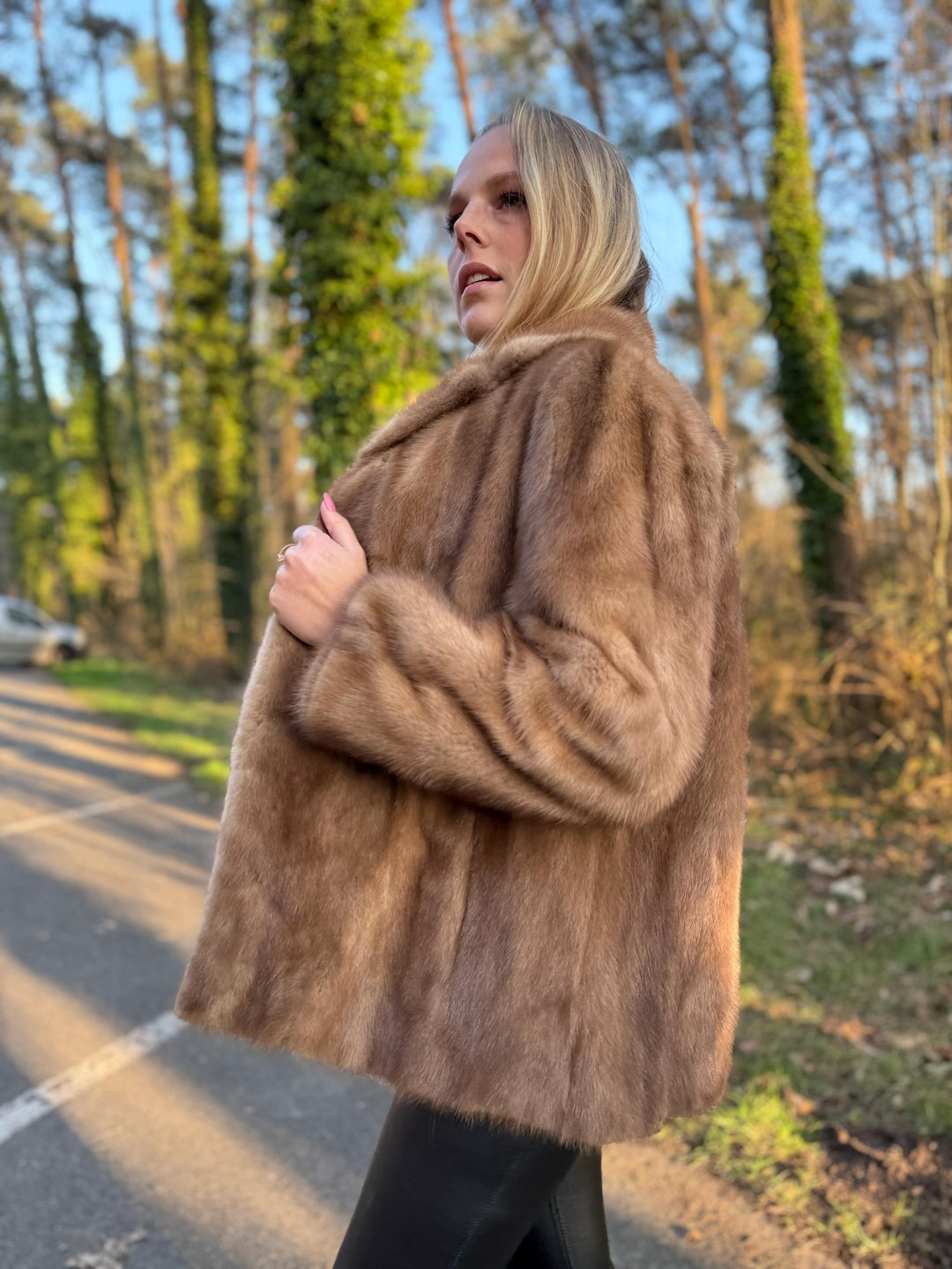 Pastel Mink Jacket, Medium Size, High-Quality Fur, Brown Mink Jacket, Soft and Thick Mink Fur, Classic Vintage Style, Luxury Women's Jacket