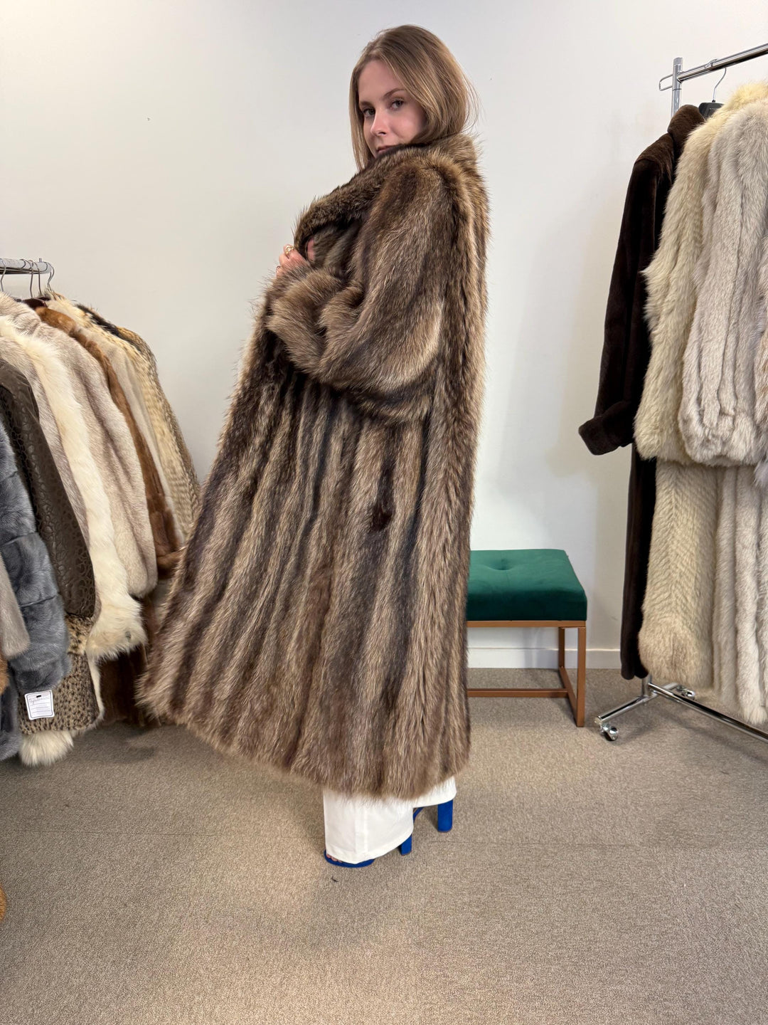Long Raccoon Fur Coat, XL Size, Thick Raccoon Coat, Vintage Fur Coat, Real Fur Coat, Raccoon Jacket, Women's Fur Coat, Fur Jacket Women, Fur