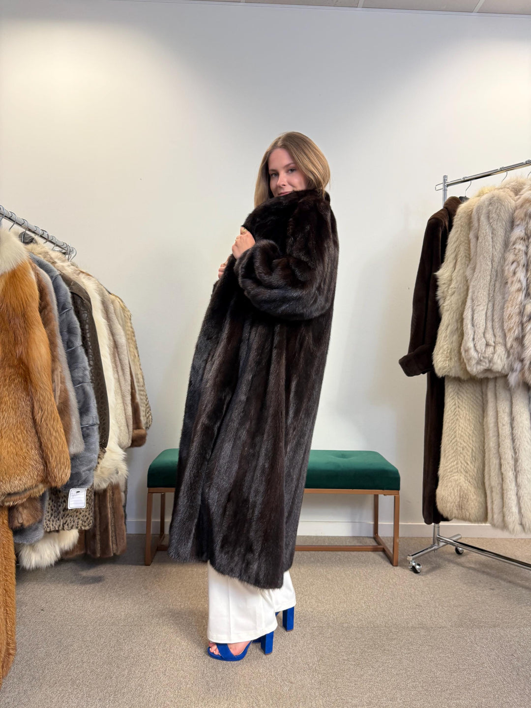 Dark Brown Mink Coat, XL Size, Real Fur Coat, Long Mink Coat, Black Mink, Black Mink Coat, Vintage Fur Coat, Thick Mink Coat, Women's Coat