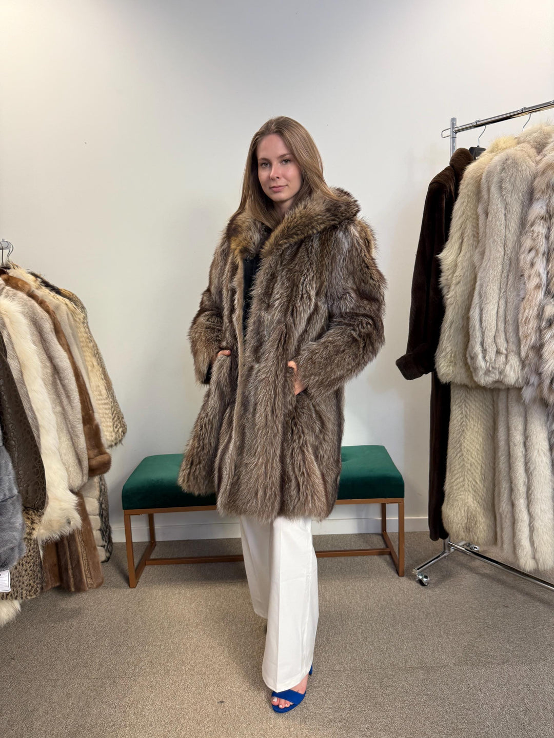 Raccoon Fur Coat, Medium Size, Thick Raccoon Coat, Vintage Fur Coat, Real Fur Coat, Raccoon Jacket, Women's Fur Coat, Fur Jacket Women, Fur