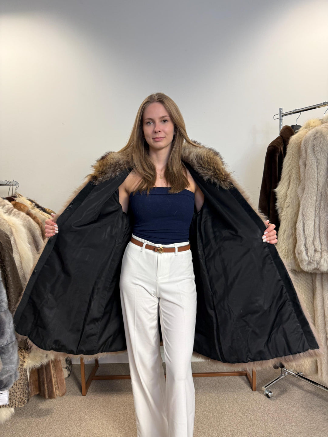 Raccoon Fur Coat, Medium Size, Thick Raccoon Coat, Vintage Fur Coat, Real Fur Coat, Raccoon Jacket, Women's Fur Coat, Fur Jacket Women, Fur