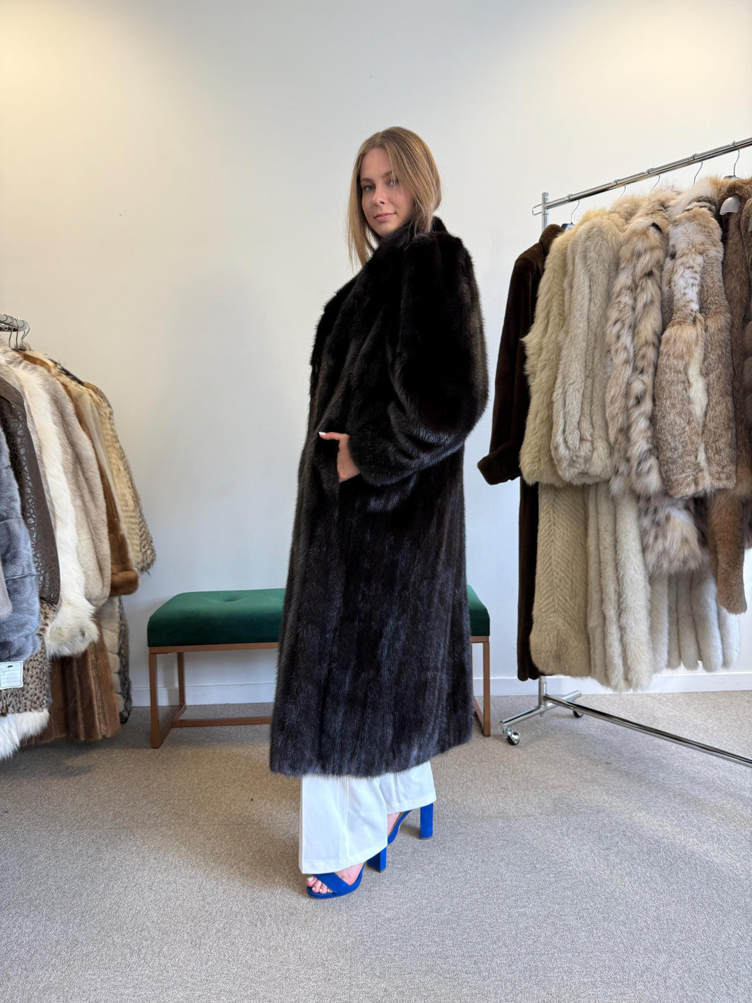 Long Mink Coat, XL Size, Dark Brown Mink Coat, Real Fur Coat, Black Mink, Black Mink Coat, Vintage Fur Coat, Thick Mink Coat, Women's Coat