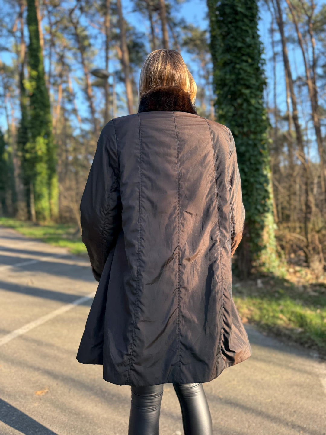 Double Sided Mink Fur Jacket, Medium Size, Rare Find and Excellent Condition Fur, Luxury and Warm Fur Jacket, Perfect for Winter Fur Fashion