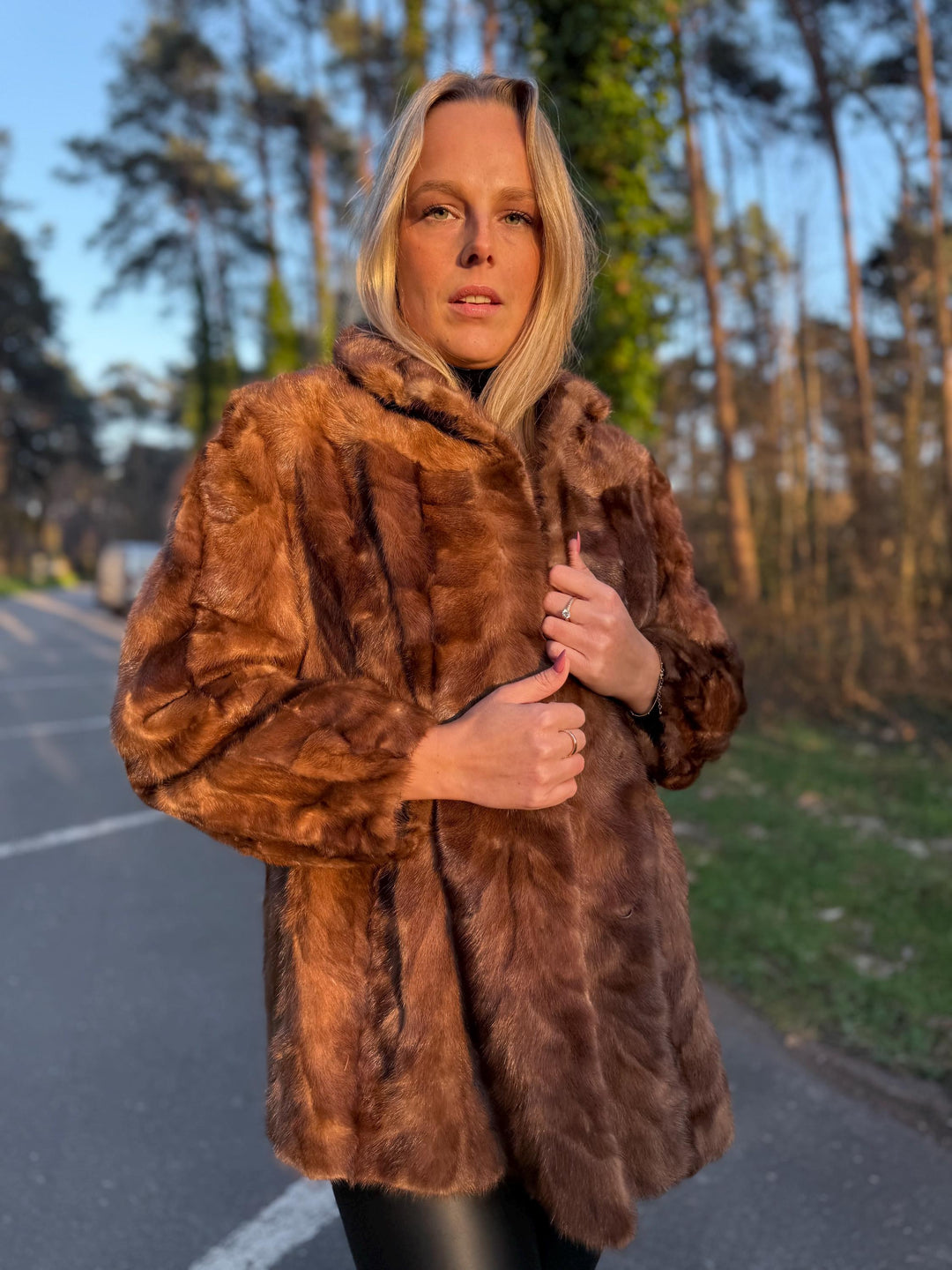 Light Brown Mink Jacket, Medium Size, Genuine Brown Mink Fur, Vintage Style, Luxury Fur Coat, Timeless Women's Outerwear, Brown Mink Jacket