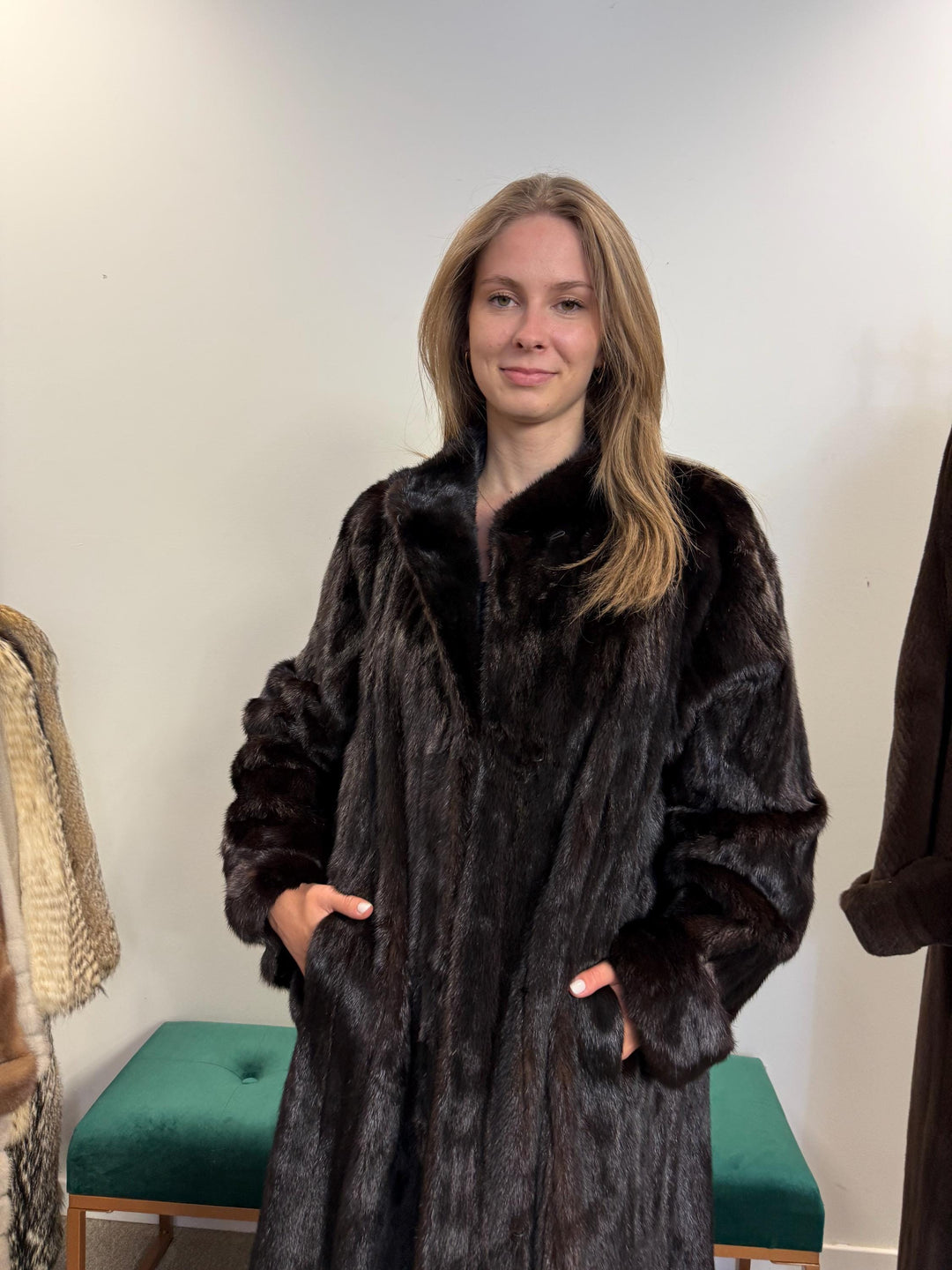 Long Dark Brown Mink Coat, XL Size, Mink Fur Coat, Real Fur Coat, Mink Coat Women, Thick Mink Coat, Brown Mink Fur, Vintage Fur Coat, Thick