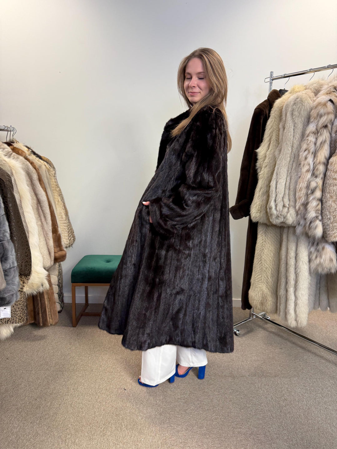 Long Dark Brown Mink Coat, XL Size, Mink Fur Coat, Real Fur Coat, Mink Coat Women, Thick Mink Coat, Brown Mink Fur, Vintage Fur Coat, Thick