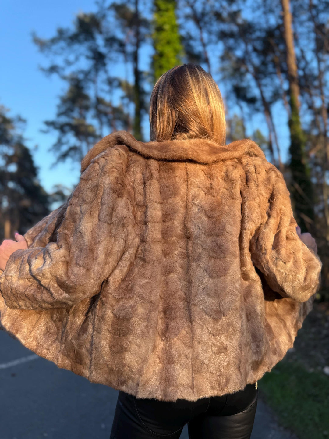 Pastel Mink Fur Jacket, Medium Size, High-Quality Fur, Brown Mink Jacket, Thick Mink Fur, Perfect Classic Vintage Style, Luxury Women's Coat