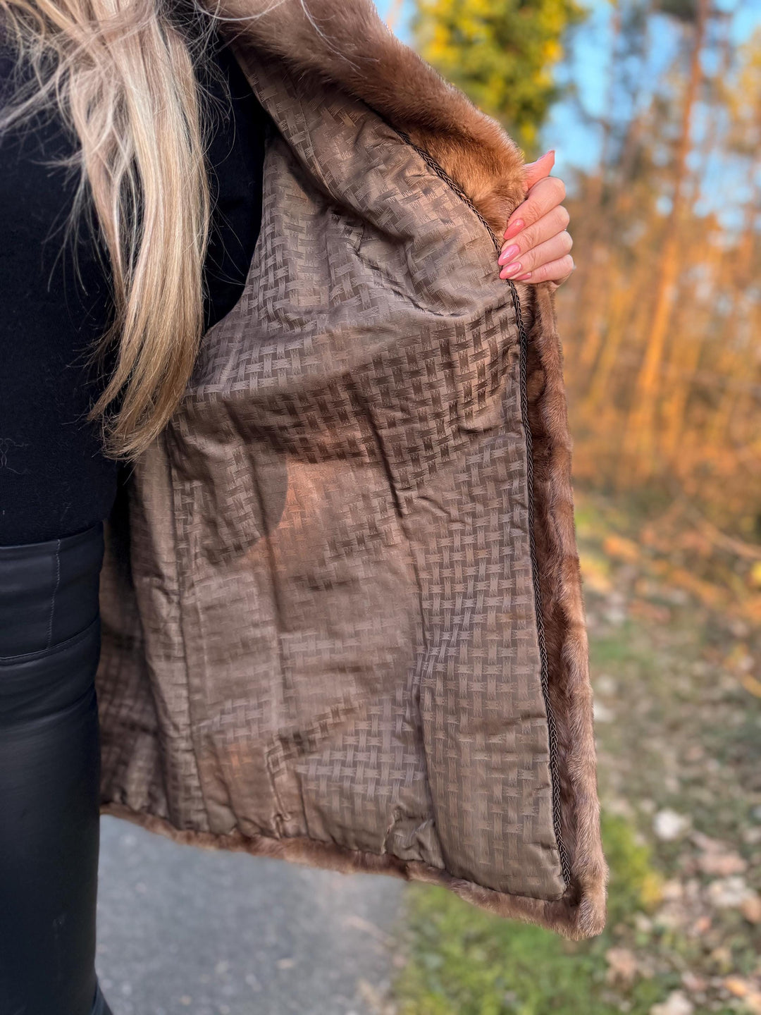 Pastel Mink Fur Jacket Made of Mink Fur Pieces, Large Size, Cream Brown Color, Unique Design Lining, Soft & Luxurious, Elegant Vintage Style