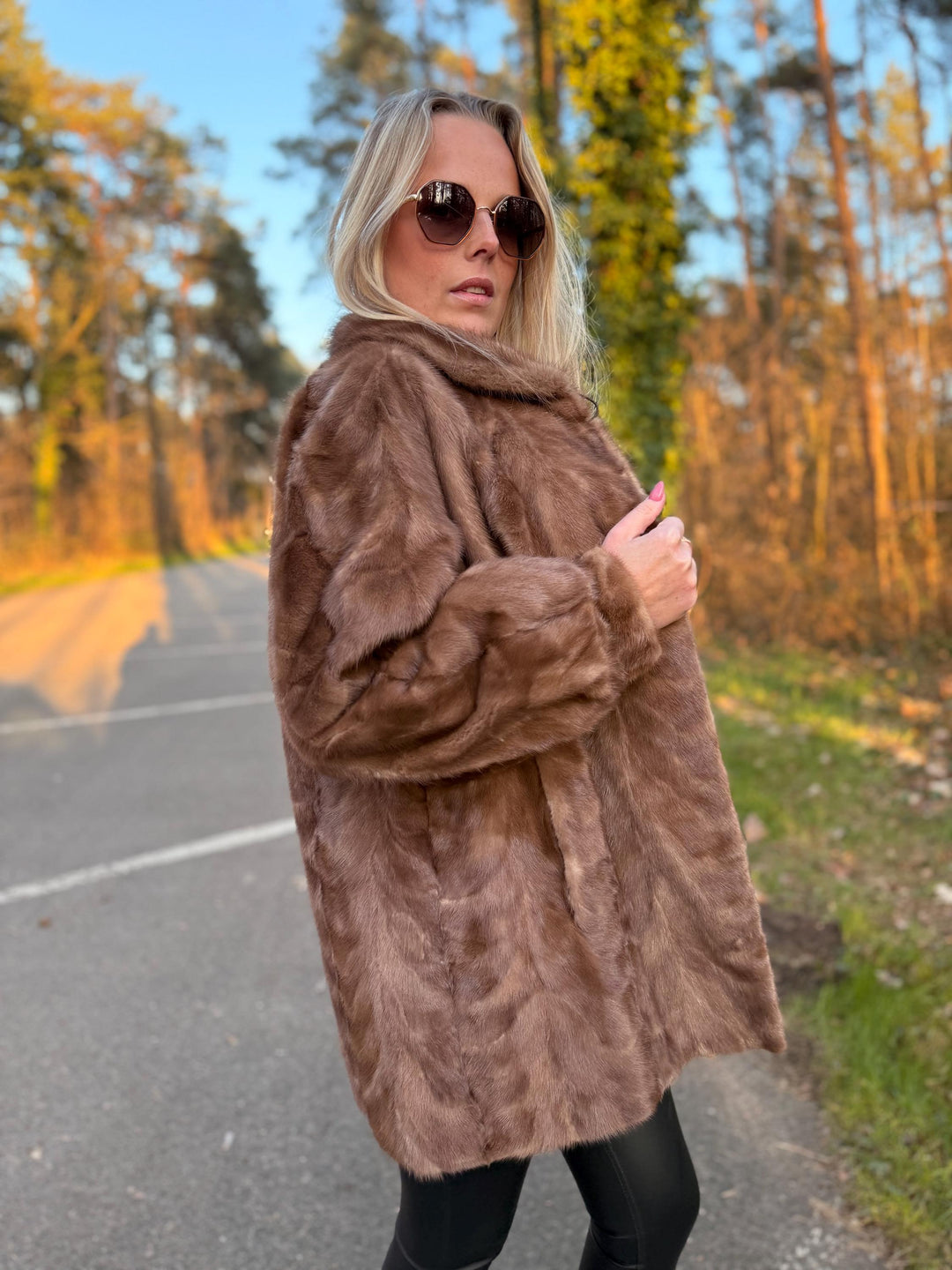 Pastel Mink Fur Jacket Made of Mink Fur Pieces, Large Size, Cream Brown Color, Unique Design Lining, Soft & Luxurious, Elegant Vintage Style